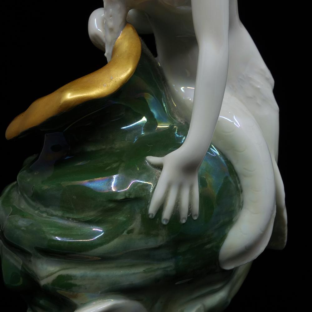 German Art Nouveau Marbleized Porcelain Figural Vase Kronach Rosenthal 1900 For Sale 5