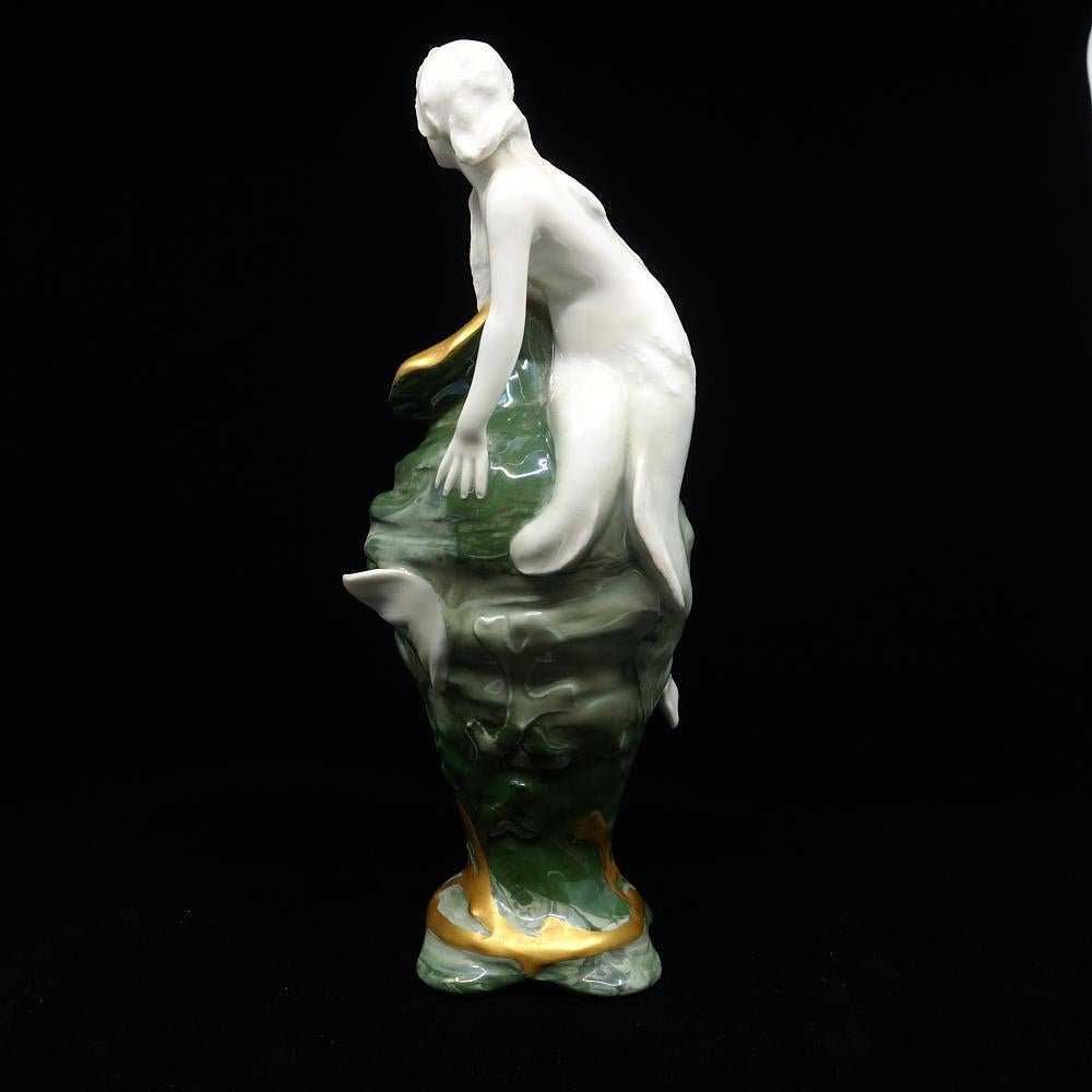 German Art Nouveau Marbleized Porcelain Figural Vase Kronach Rosenthal 1900 For Sale 3