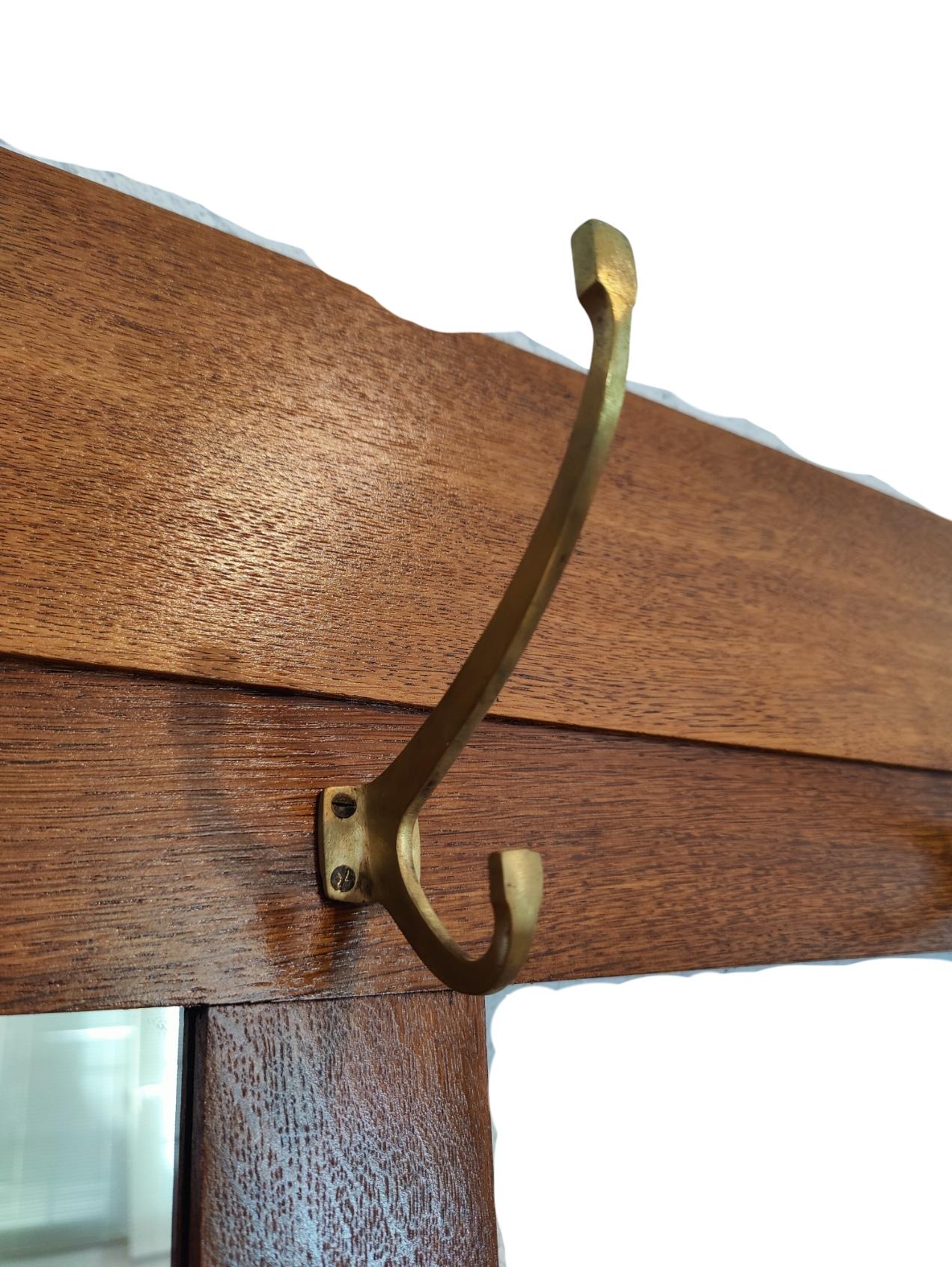 German Art Nouveau Oakwood Wall Coat Rack In Good Condition For Sale In Darmstadt, DE