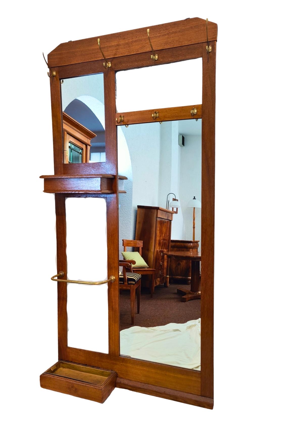 Brass German Art Nouveau Oakwood Wall Coat Rack For Sale