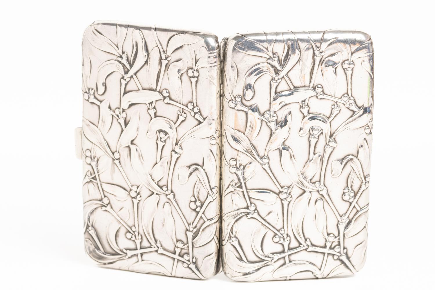 Deutsches Jugendstil-Mistelzweig-Zigarettenetui aus Silber für Damen oder Herren