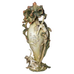 Vaso Art Nouveau tedesco di Karl Ens Volkstedt, (fine XIX secolo)