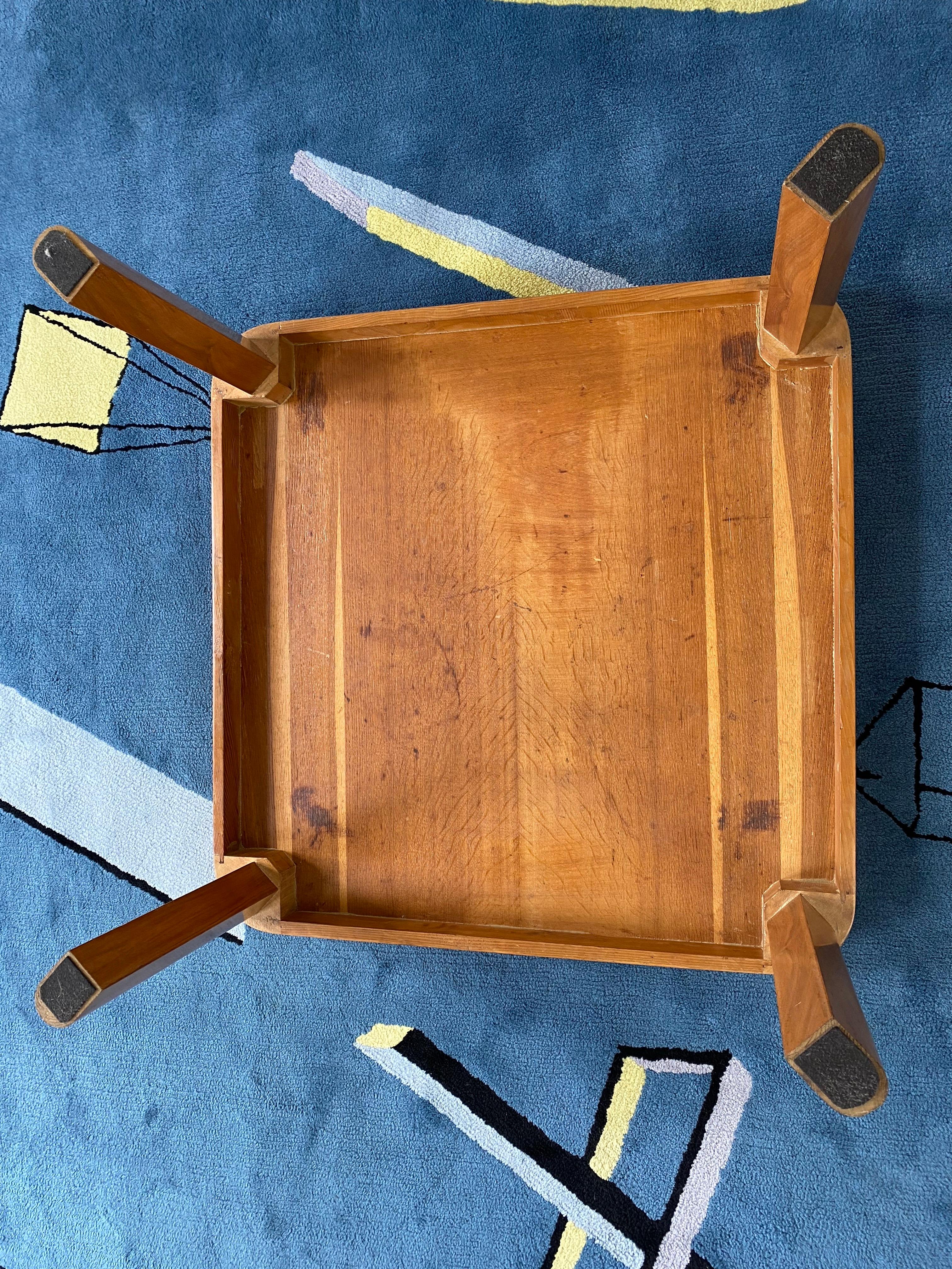 Table basse moderniste allemande Art Déco en bois de chêne et placage de bois par Bruno Paul 1920 en vente 4