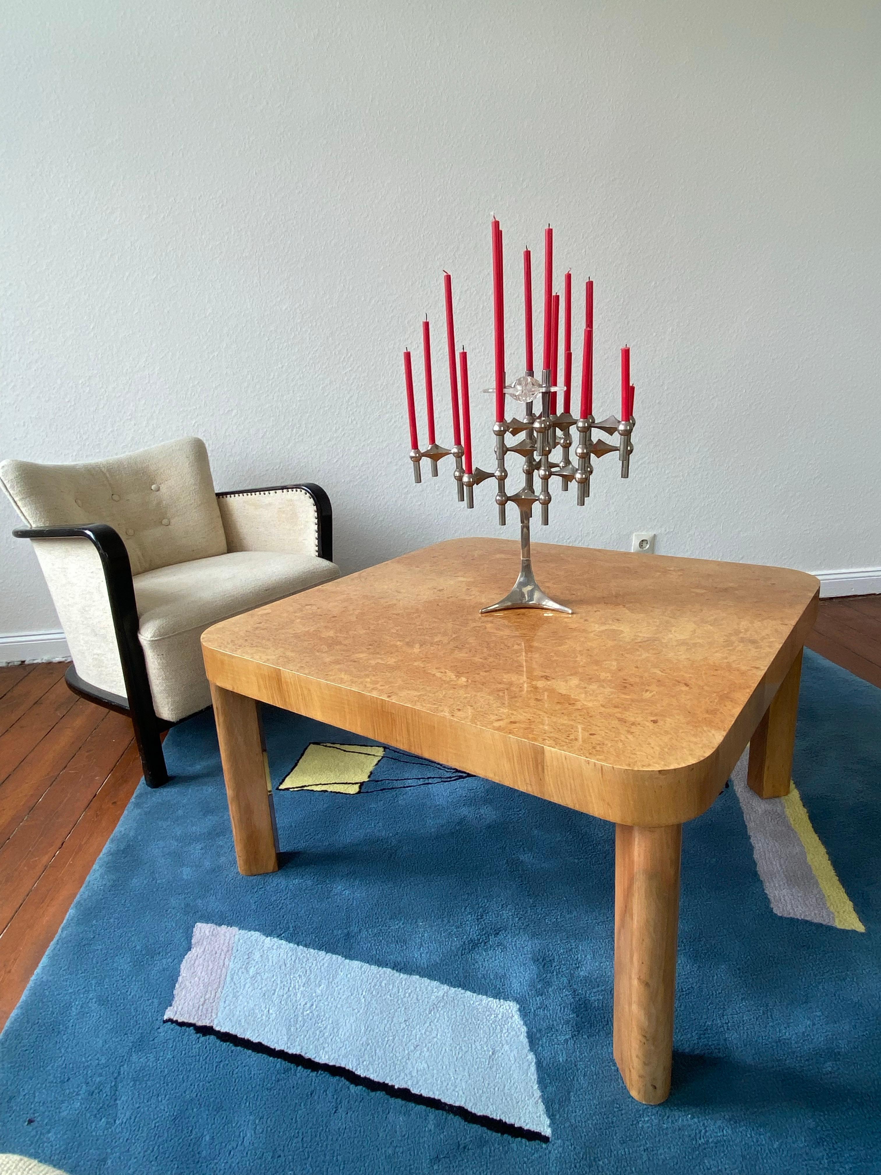 Table basse moderniste allemande Art Déco en bois de chêne et placage de bois par Bruno Paul 1920 en vente 10