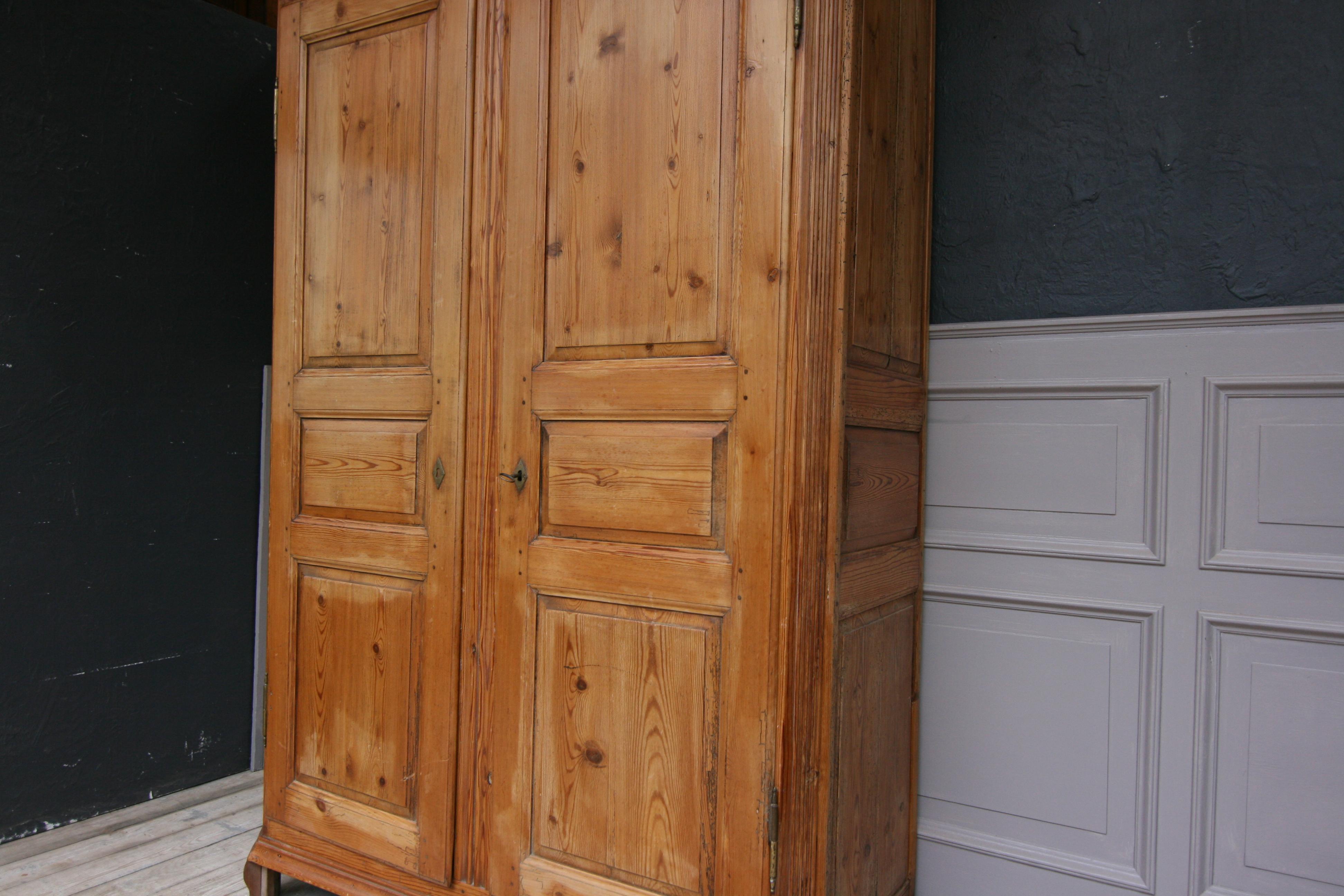 German Baroque Cabinet Made of Pine 7