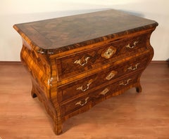 German Baroque Chest of Drawers, 1750, walnut
