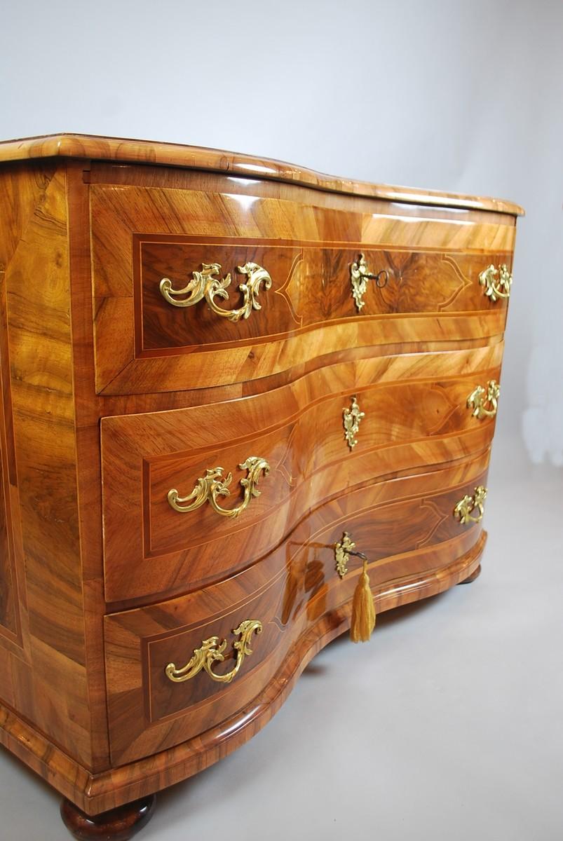 18th Century and Earlier German Baroque Chest of Drawers For Sale