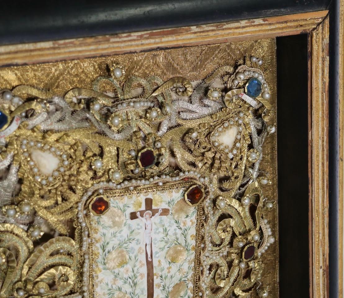 German Baroque Religious Catholic Klosterarbeit Reliquary In Good Condition In New York, NY