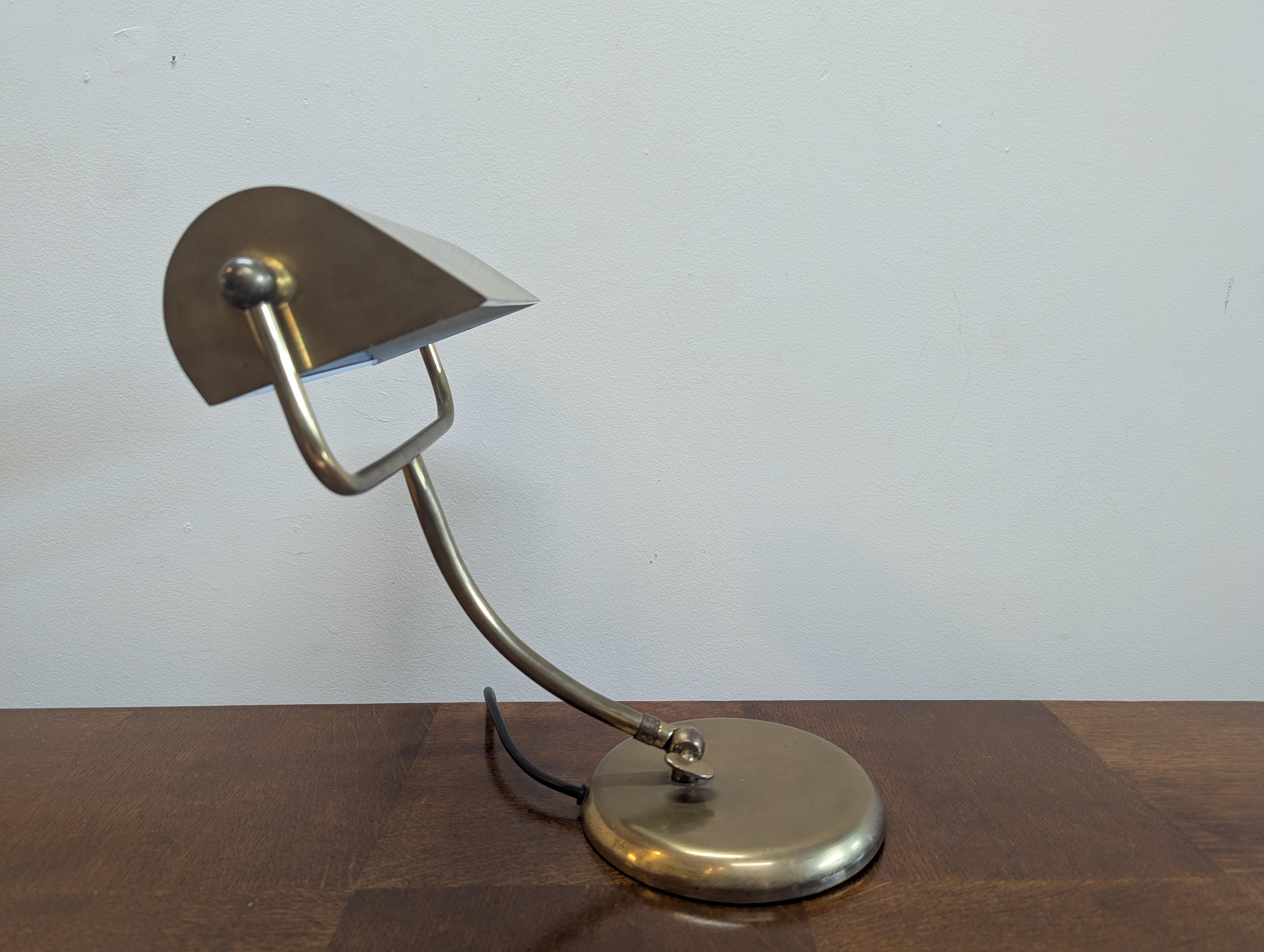 German Bauhaus Adjustable Bankers Lamp attributed Midgard For Sale 6
