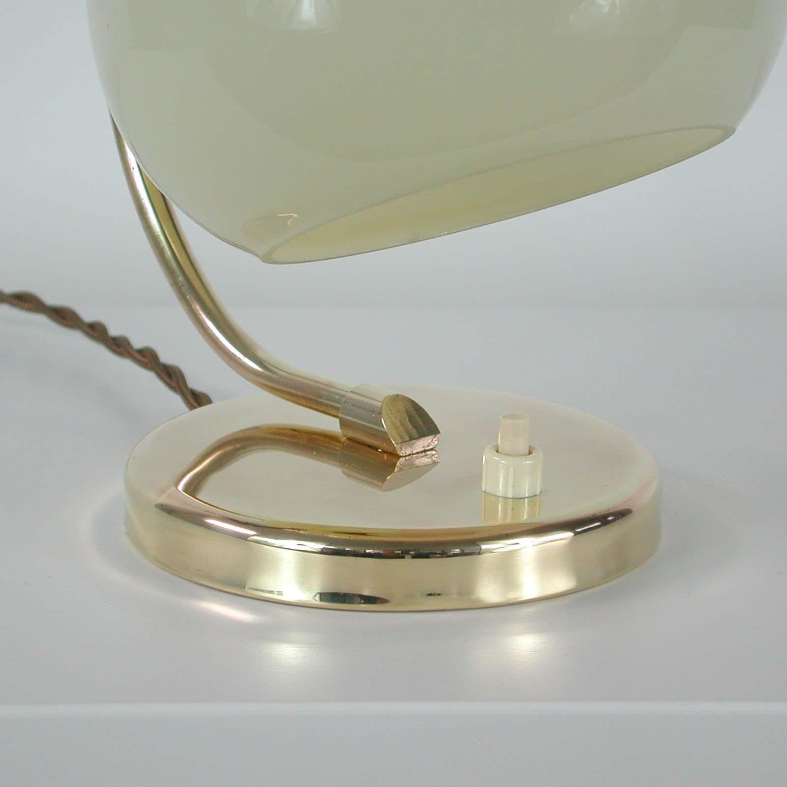 German Bauhaus Art Deco Brass and Opaline Table Lamp, 1930s 4