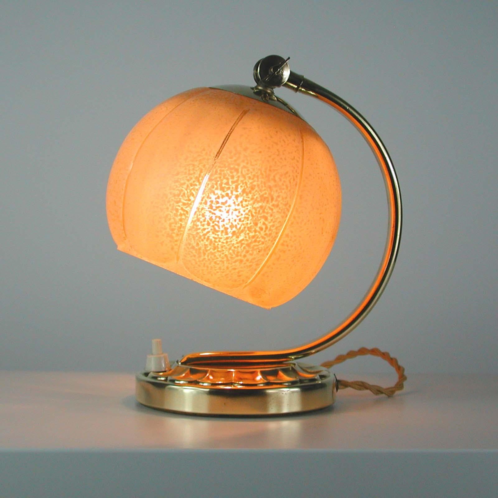 German Bauhaus Art Deco Brass and Textured Glass Table Lamp, 1930s DRGM 8