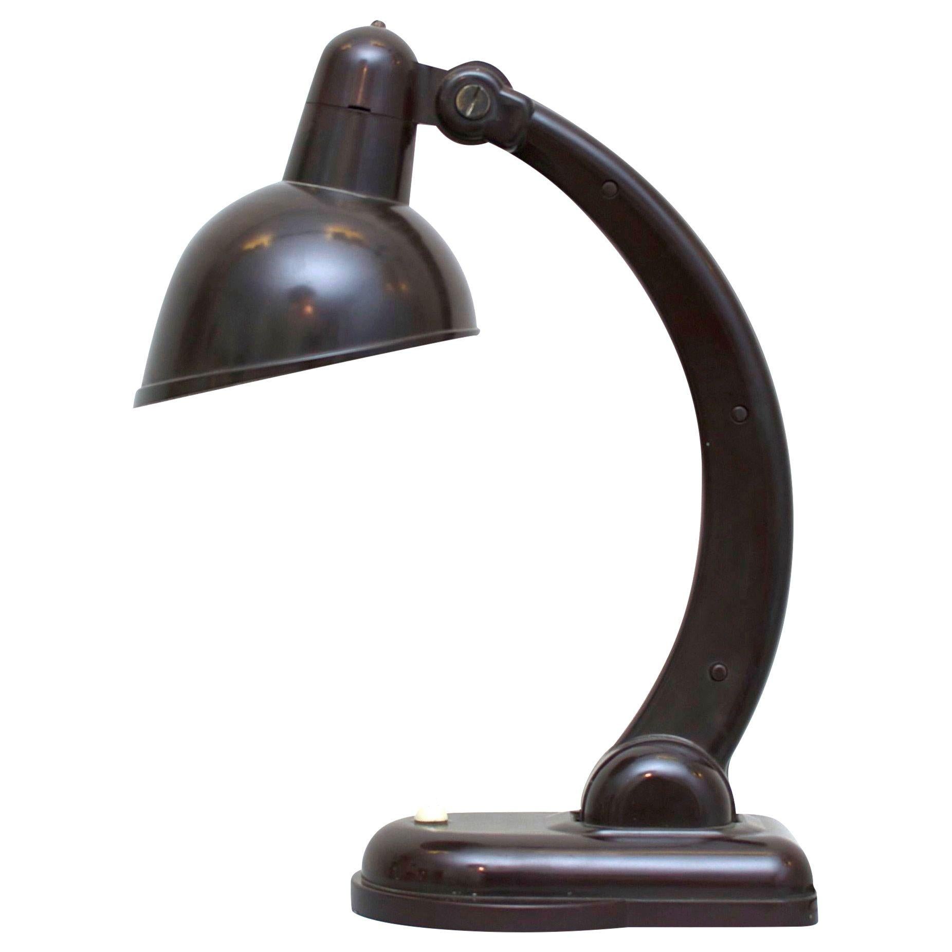 German Bauhaus Brown Bakelite Christian Dell Heinrich Römler Table Lamp, 1940s For Sale