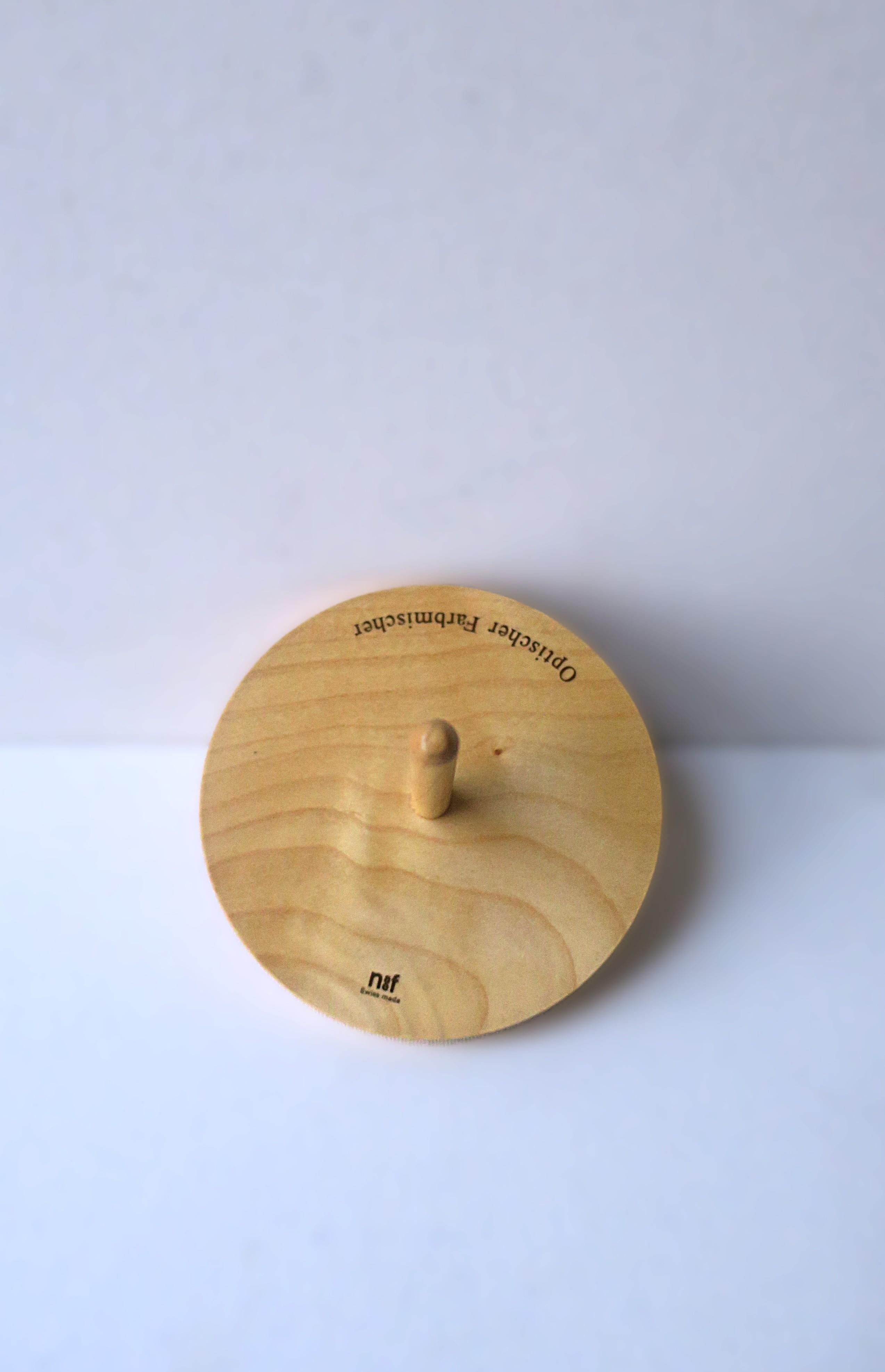 Roue de couleur Bauhaus allemande en vente 4