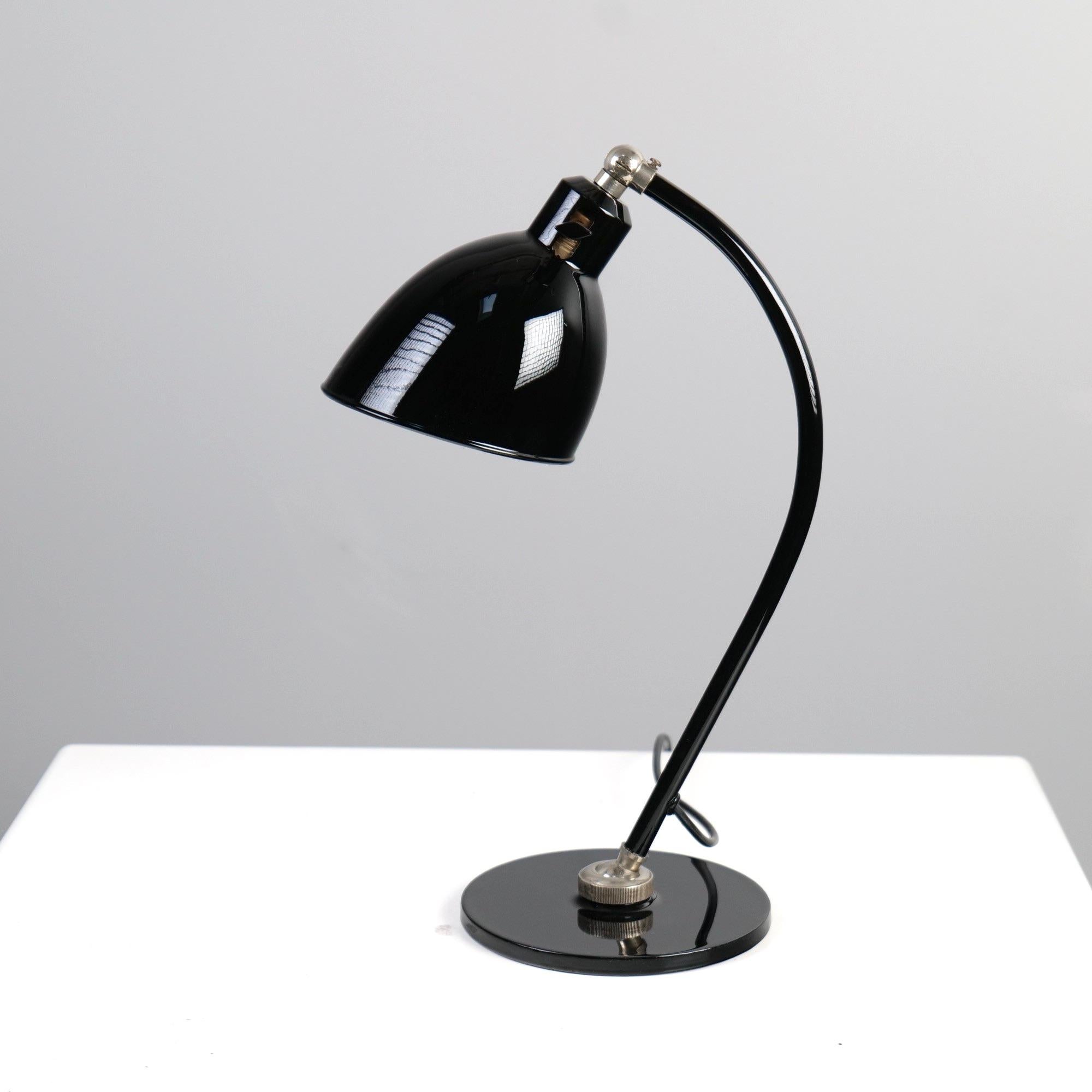 German Bauhaus Desk Lamp by Christian Dell, Modell Polo Popular For Sale at  1stDibs