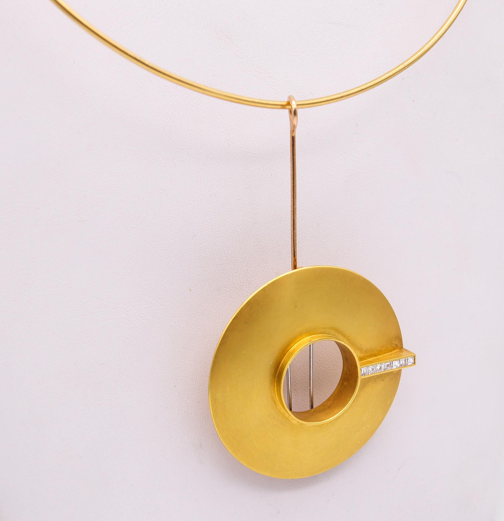 Modernism convertible necklace brooch.

A stunning geometric piece, created in Germany with the parameters of the Bauhaus school in solid yellow gold of 18 karats with frosted brushed finish. This convertible necklace brooch is fitted at the reverse