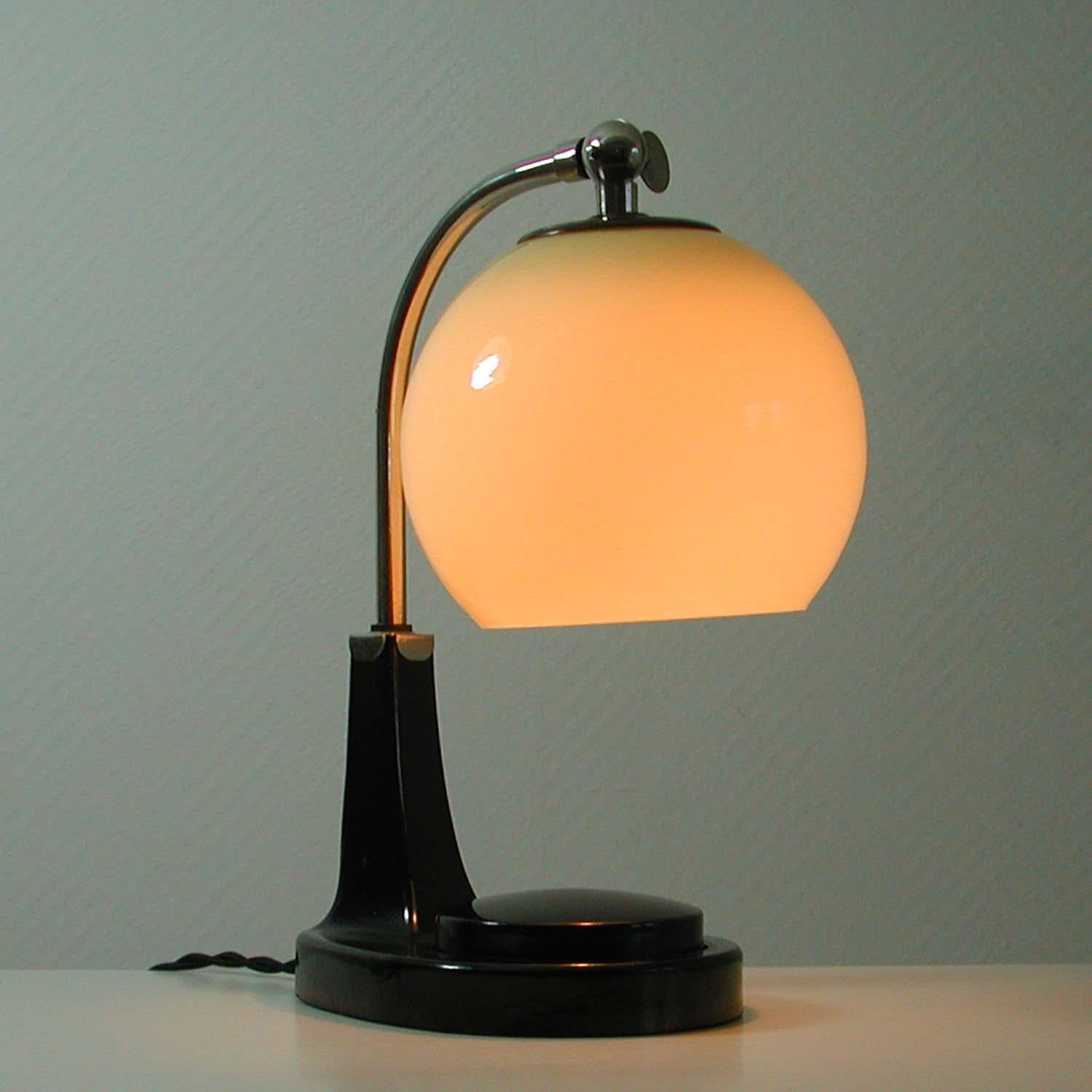 German Bauhaus Marianne Brandt Bakelite and Opal Touch Light Table Desk Lamp 6