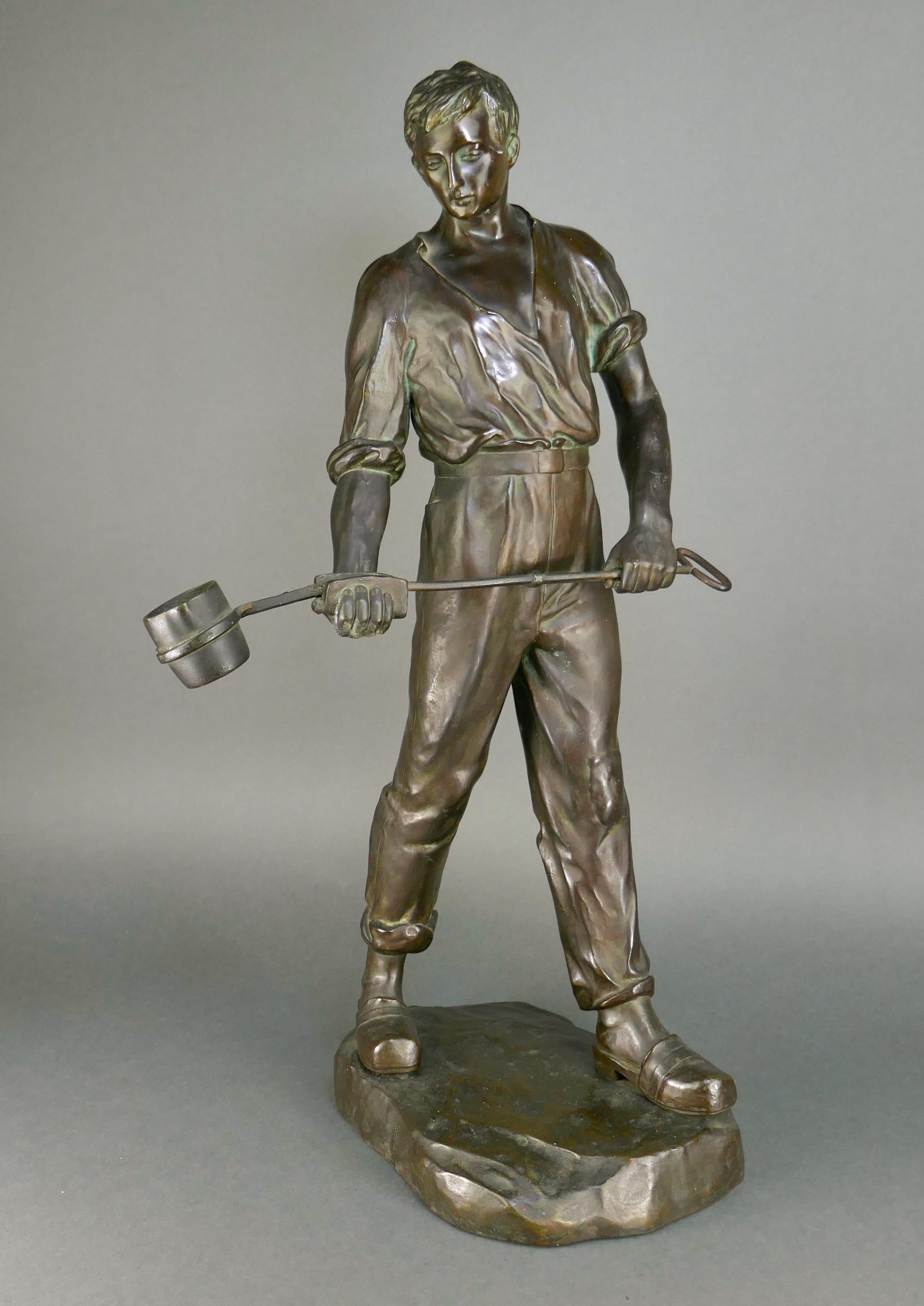 Art Déco Bauhaus tedesco Wiener Werkstatte B. Grundmann Statua in bronzo di un fonditore maschio in vendita