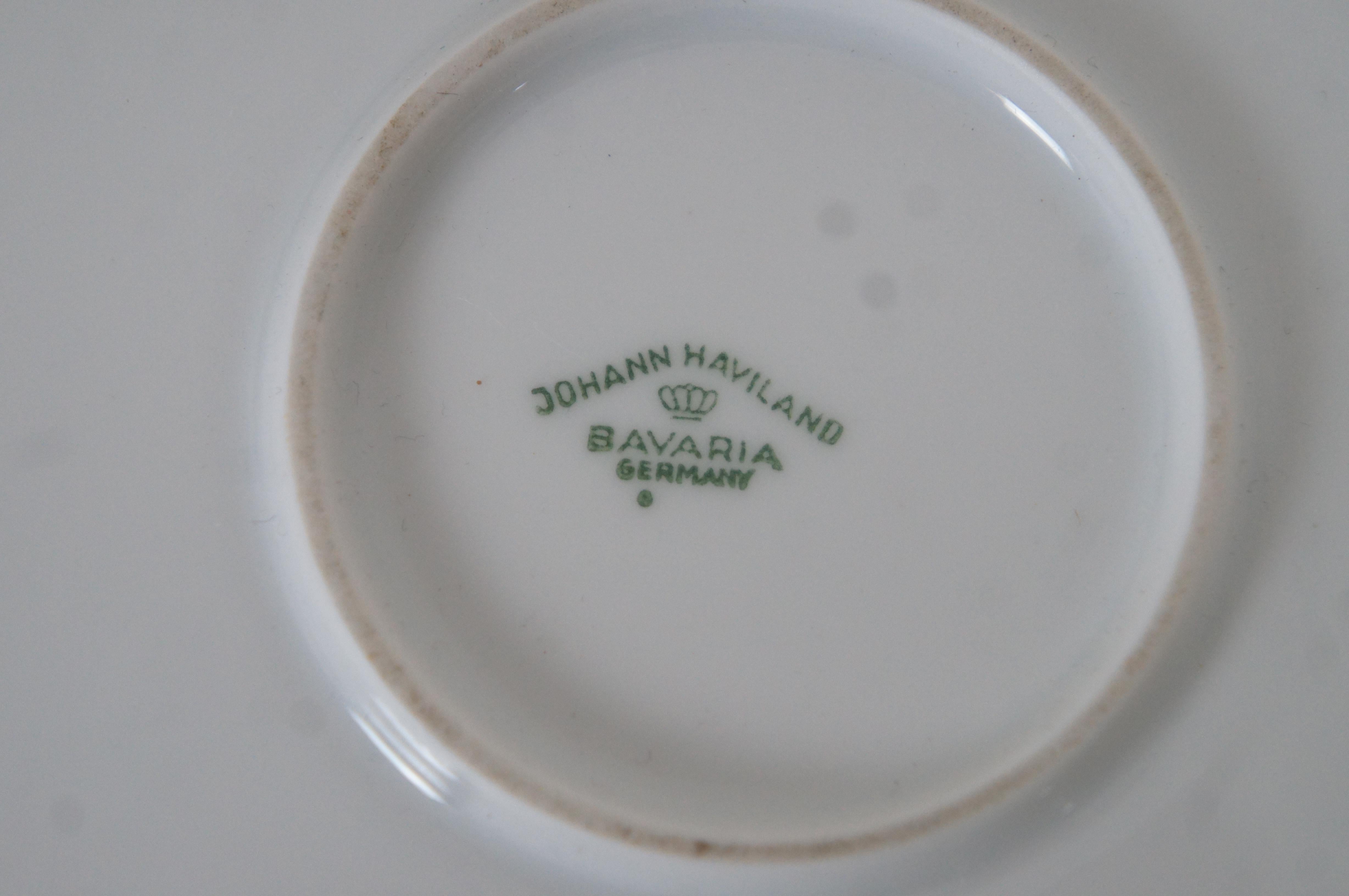 Soupière et sous-assiette à couvercle en porcelaine allemande bavaroise Johann Haviland en vente 6
