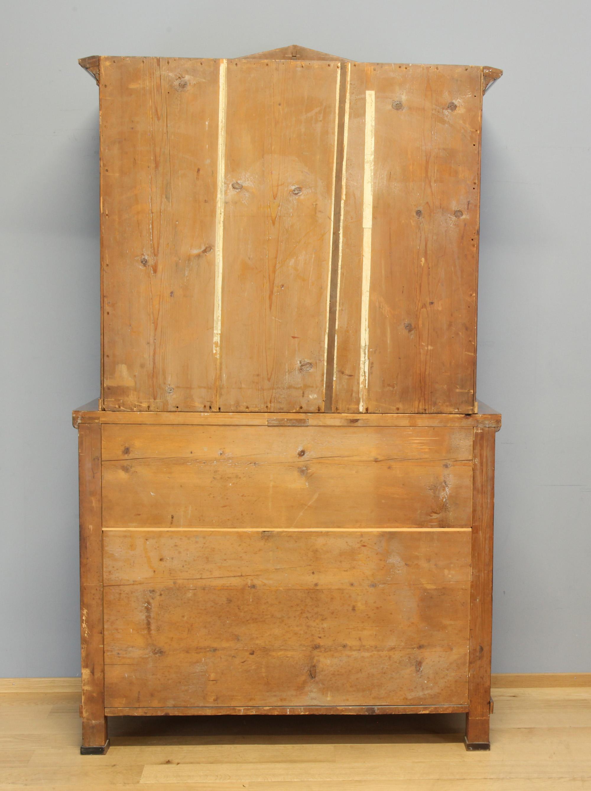 German Biedermeier Chest of Drawers with Top and Columns from 1820 For Sale 9