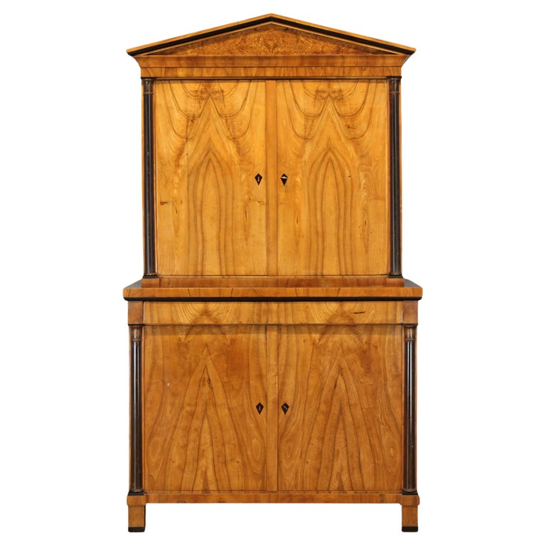 German Biedermeier Chest of Drawers with Top and Columns from 1820 For