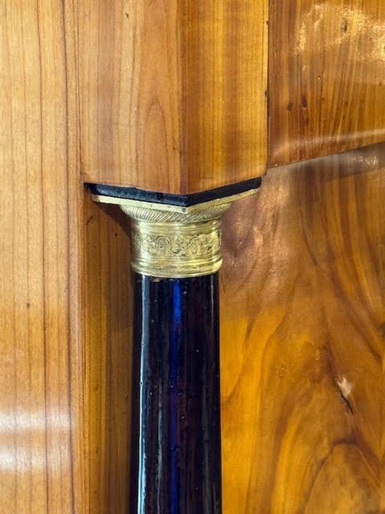 Legno Commodo tedesco Biedermeier in vendita