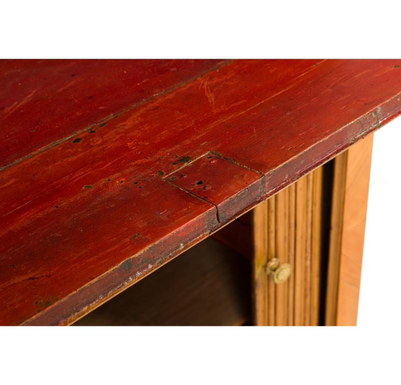 German Biedermeier Olivewood Inlaid and Parcel Gilt Secretary / Bookcase For Sale 4