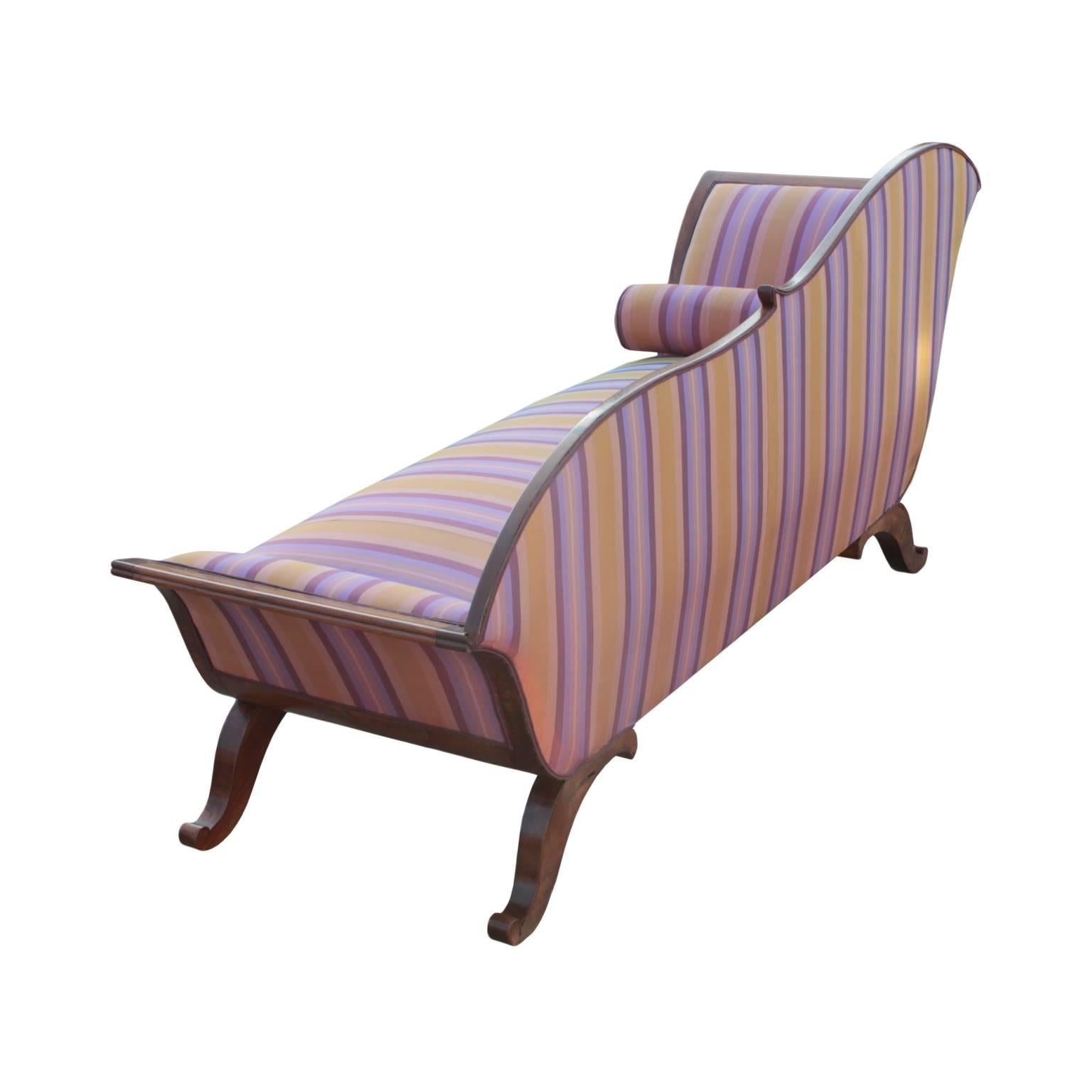 German Biedermeier Period Chaise Longue In Excellent Condition For Sale In Hudson, NY