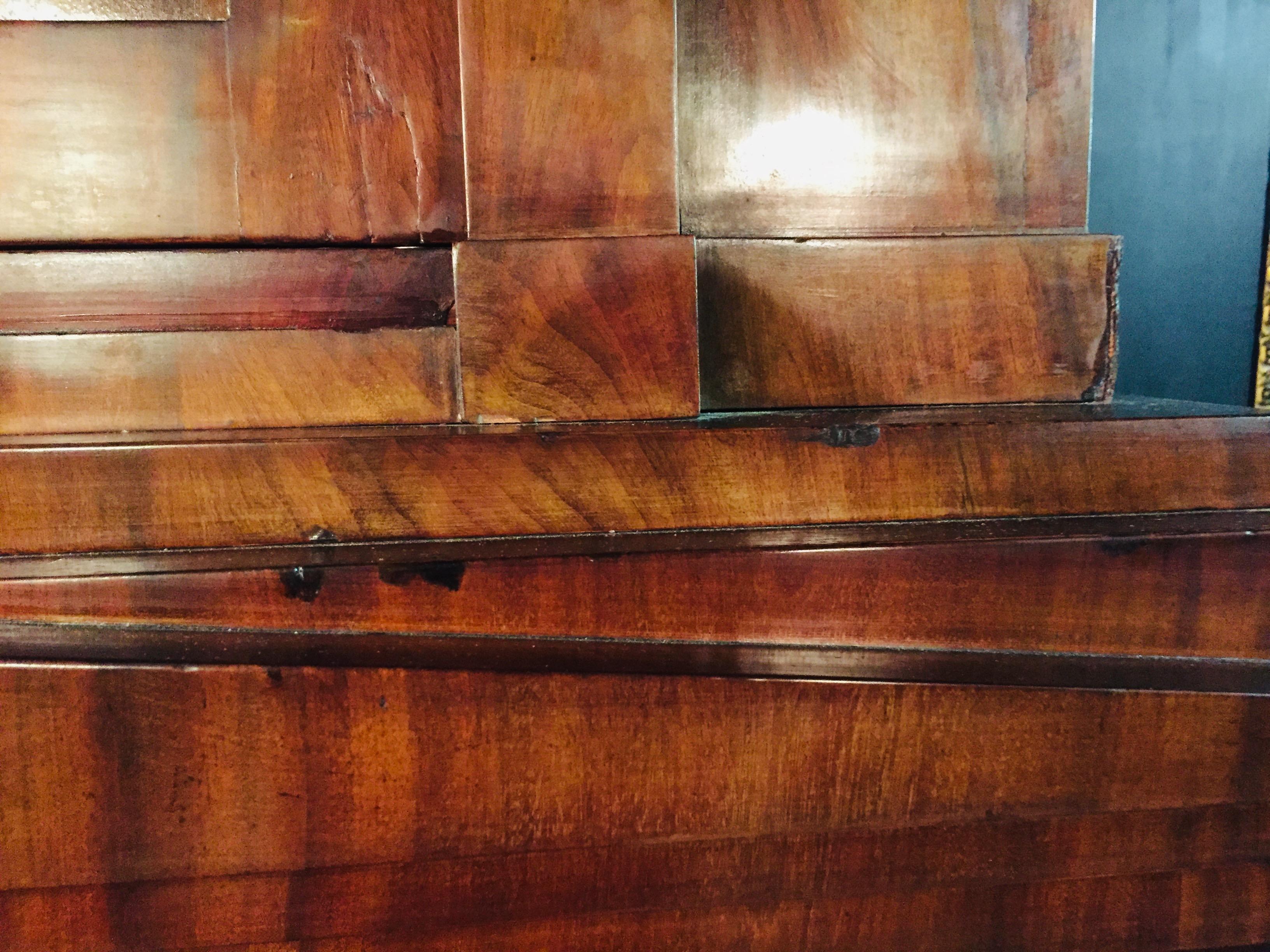 German Biedermeier Secretary circa 1820 Mahogany 6