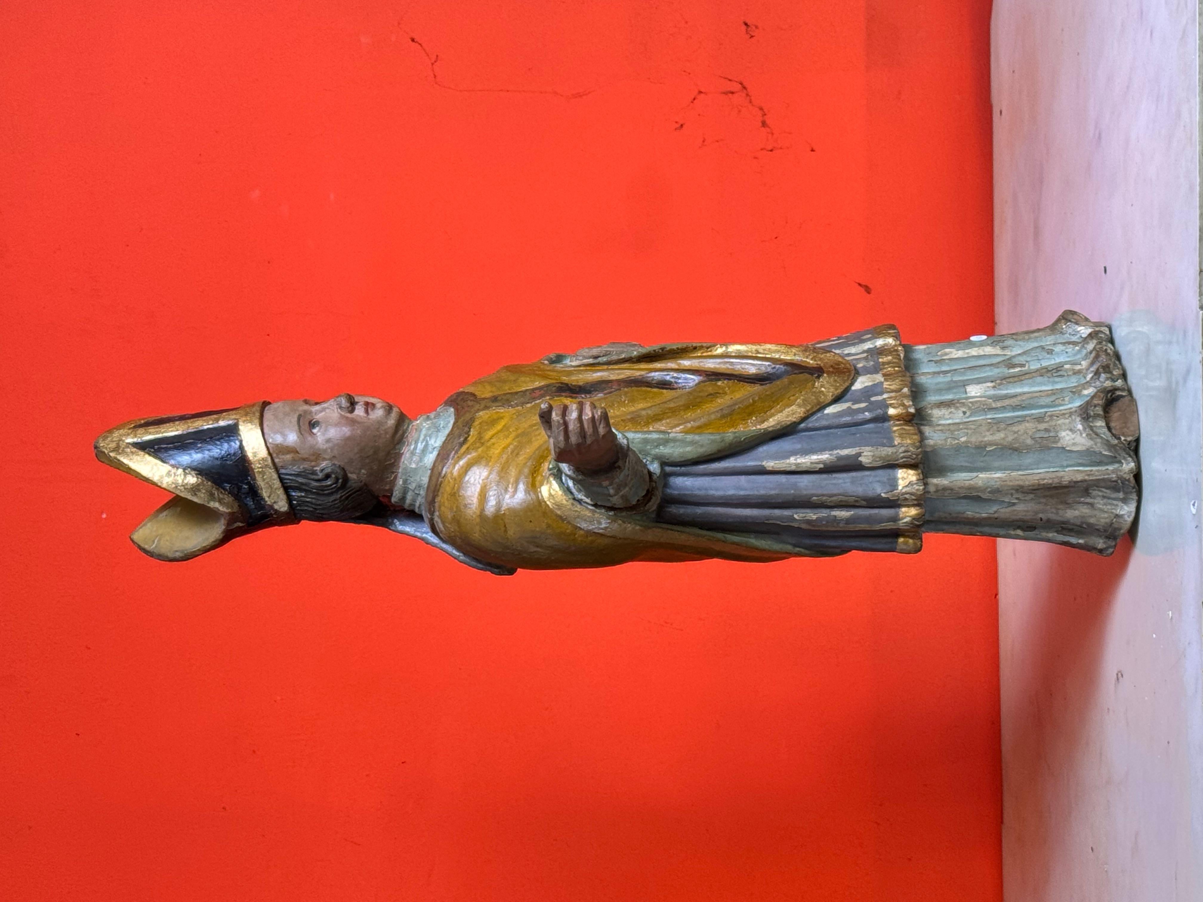 German Bishop in Carved and Polychromed Wood, 15th-16th Centuries
An important carved and polychromed wooden sculpture representing a bishop, probably Saint Nicholas or another patron saint, made in German workshops between the late 15th and early