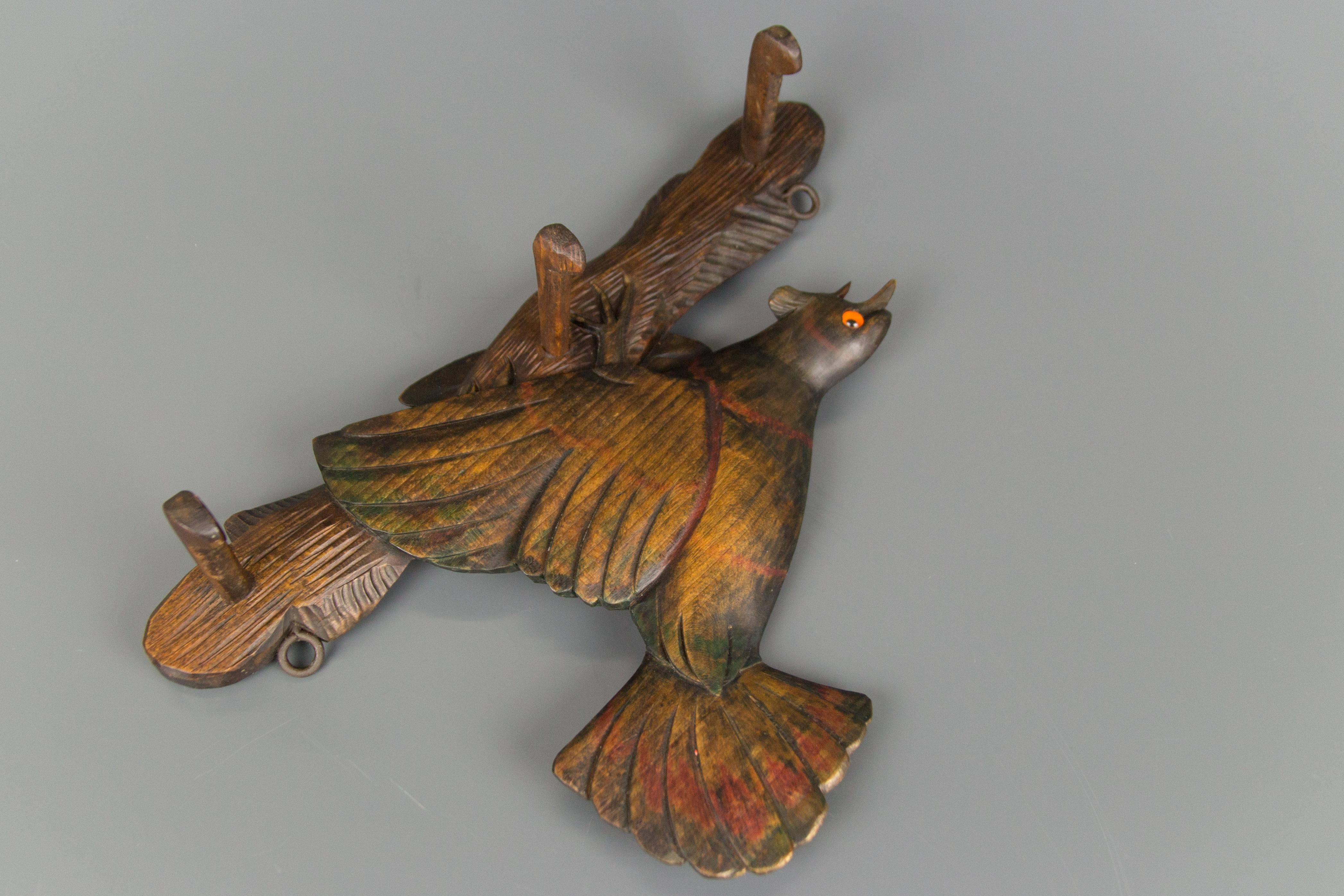 German Black Forest Hand Carved Coat Rack with Capercaillie Carving, 1900s 2