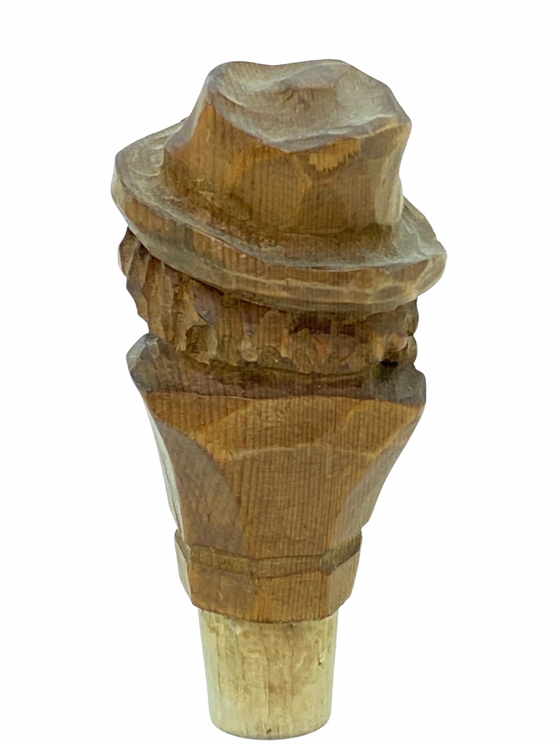 German Black Forest Wood Carved Figural Man Head Cork Bottle Stopper, 1930s In Good Condition In Nuernberg, DE