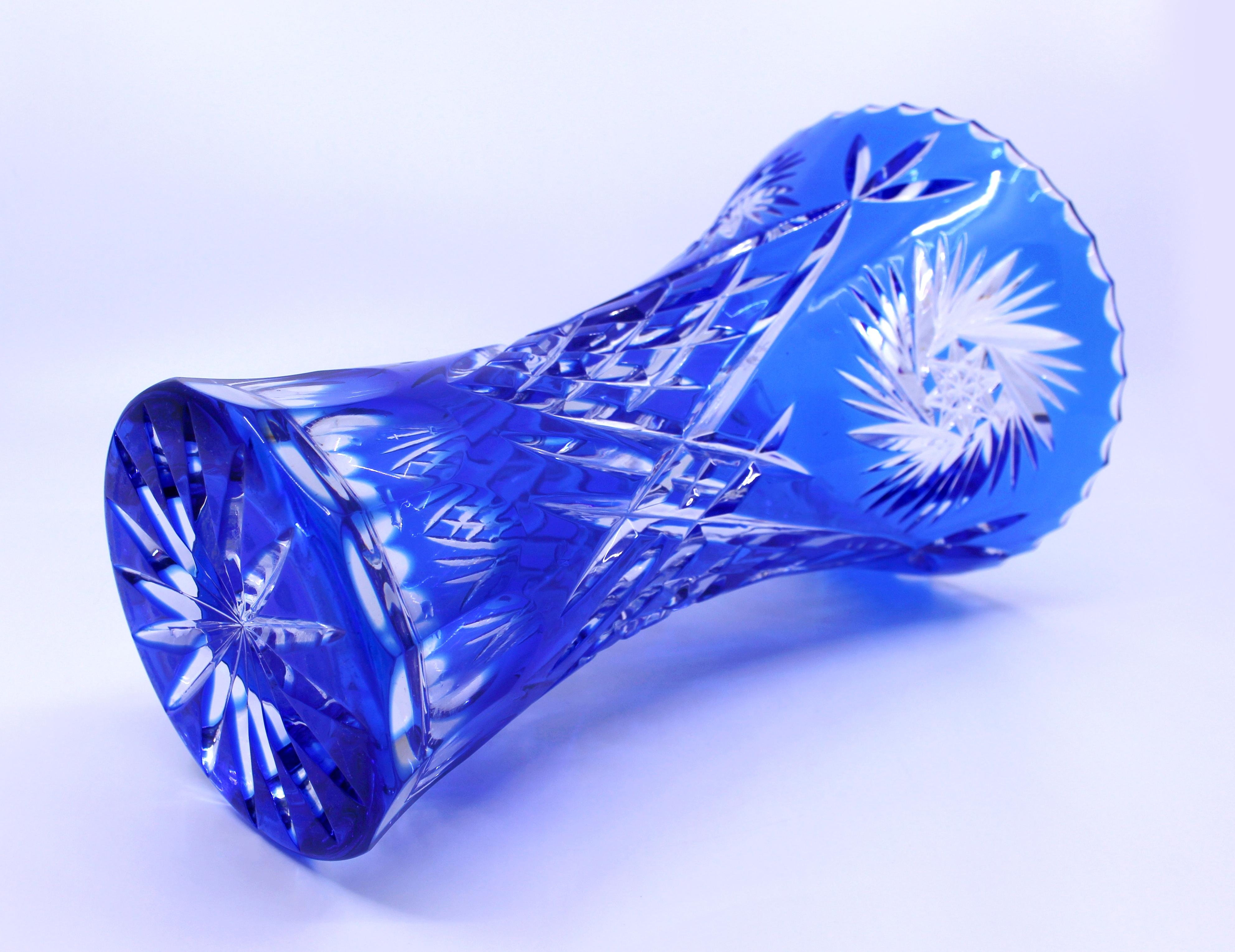 German Blue Overlay Crystal Flower Vase For Sale 2