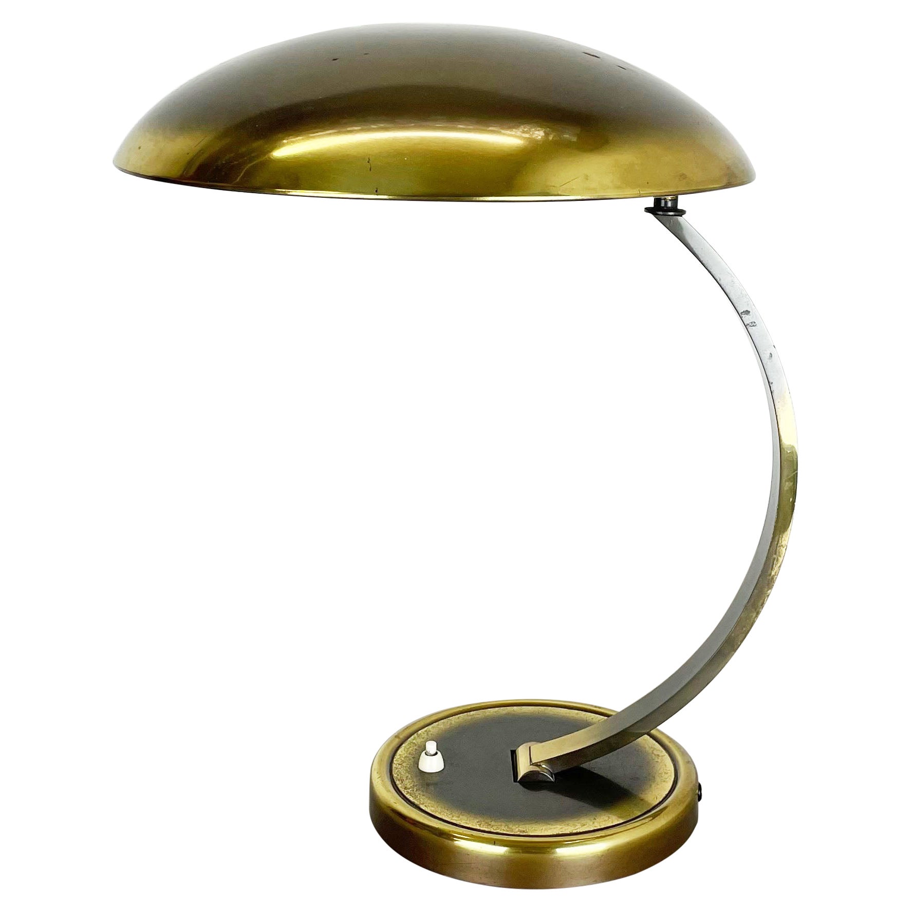 Latón alemán Kaiser Idell 6751 Bauhaus Desk Light Christian Dell, Alemania, Años 50