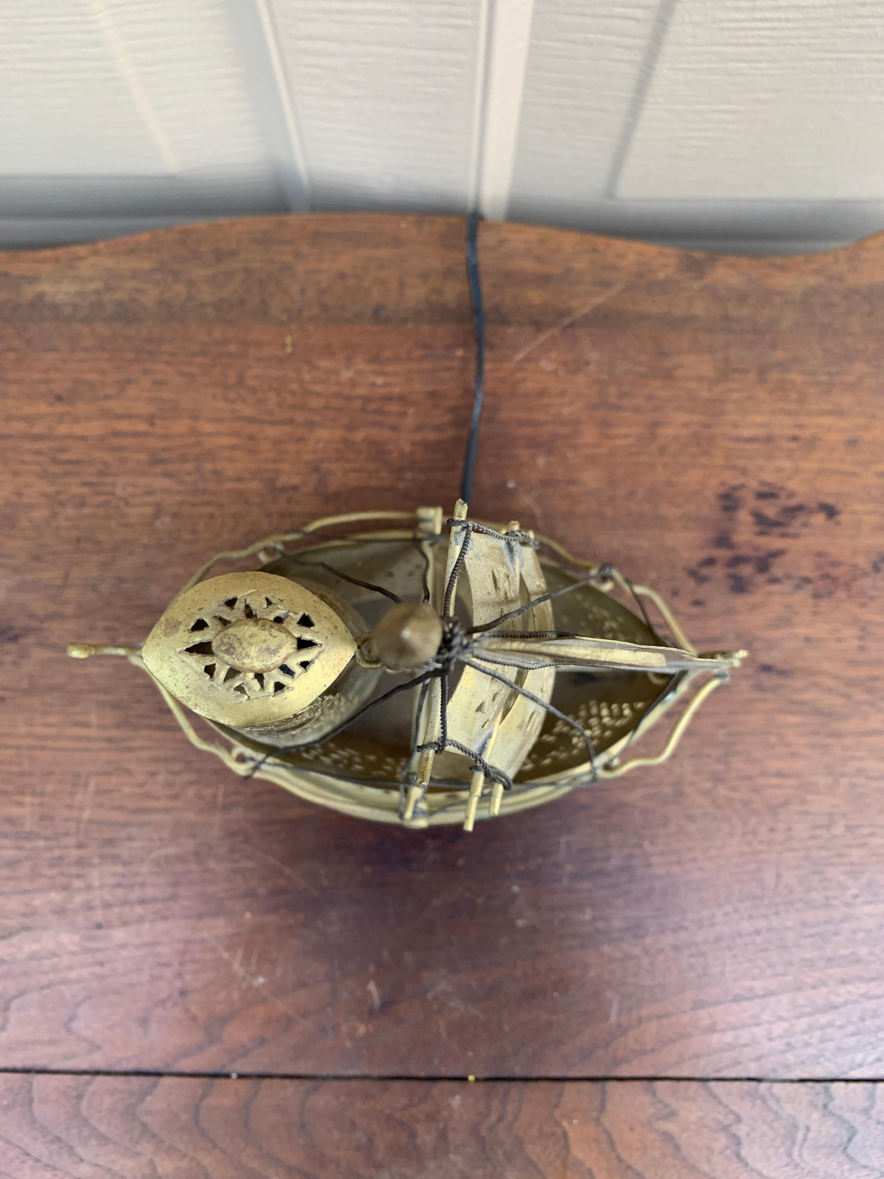 Lampada da notte tedesca in ottone a forma di nave a vela in vendita 5