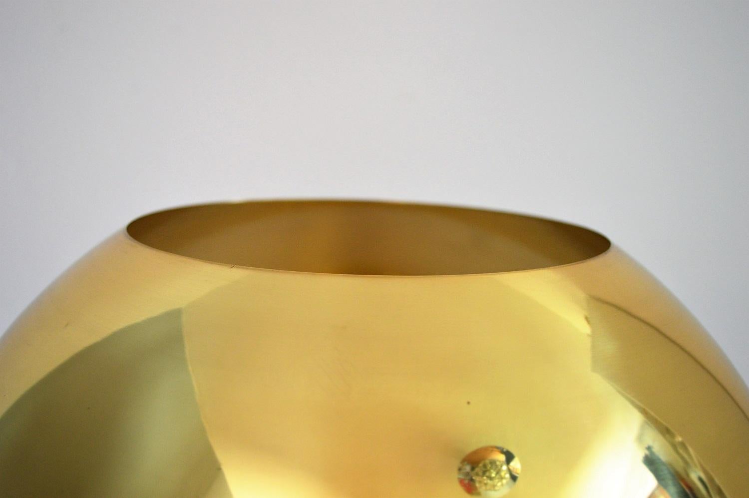 German Brass Table Lamp by Florian Schulz, 1970s In Excellent Condition In Morazzone, Varese