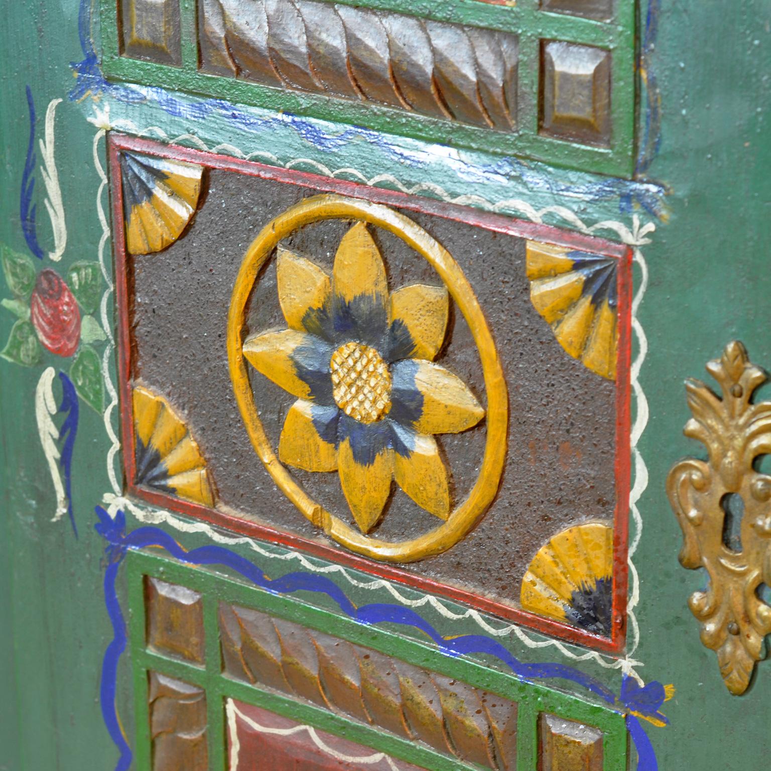 Armoire de mariage allemande, datée de 1852 en vente 7
