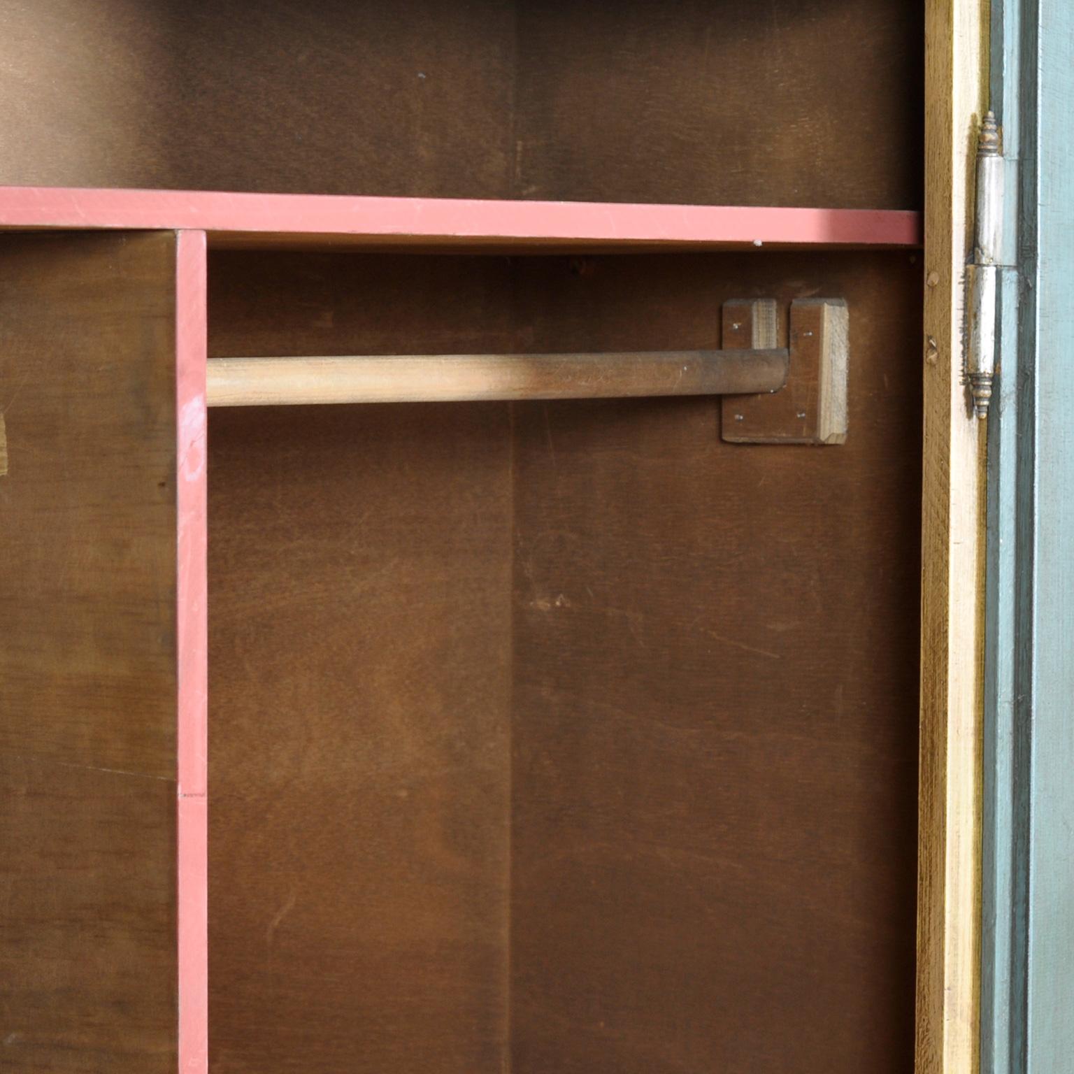 Mid-20th Century German bridal cabinet For Sale