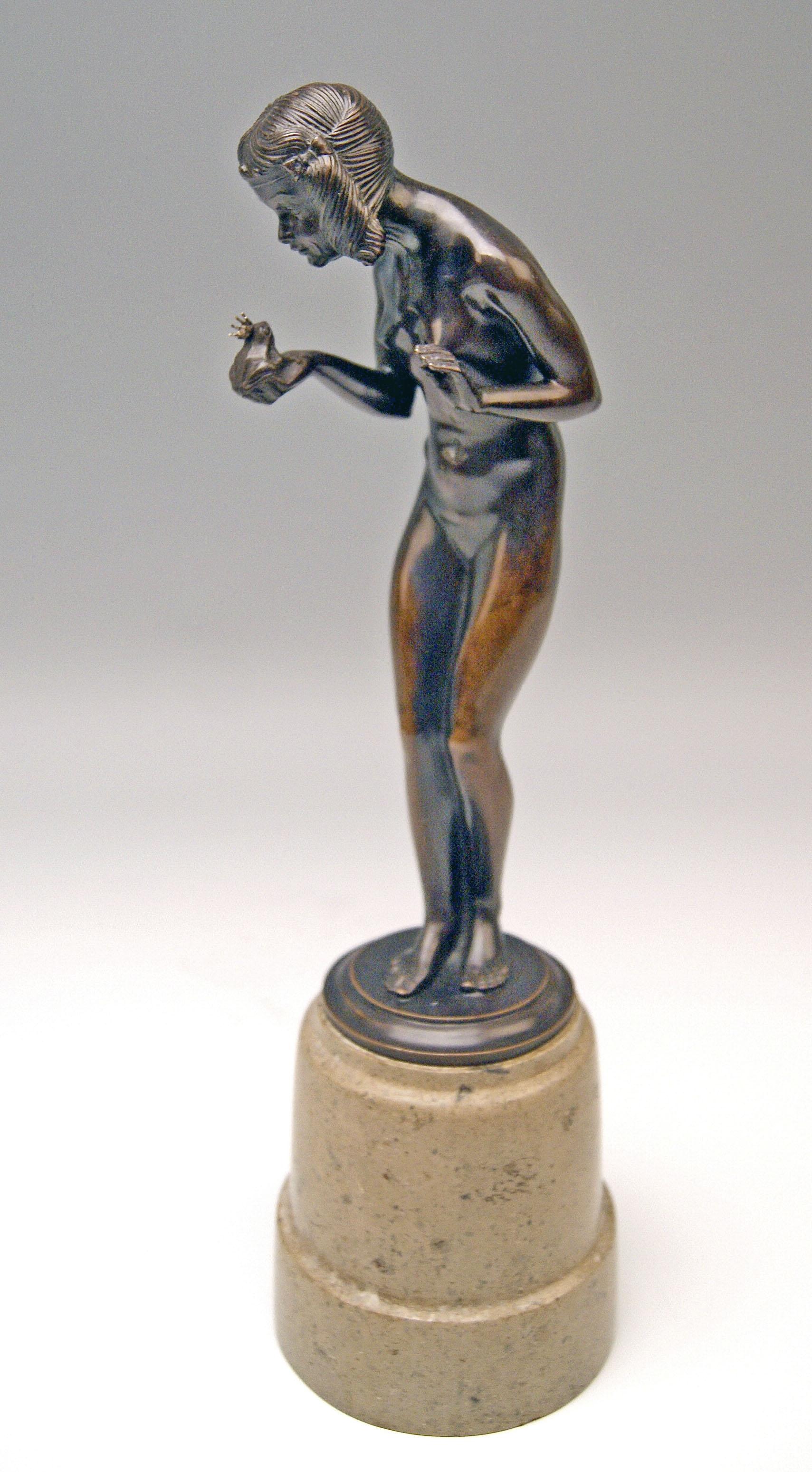 Early 20th Century German Bronze Lady Nude and Frog Prince Gustav A. Daumiller Munich, circa 1920
