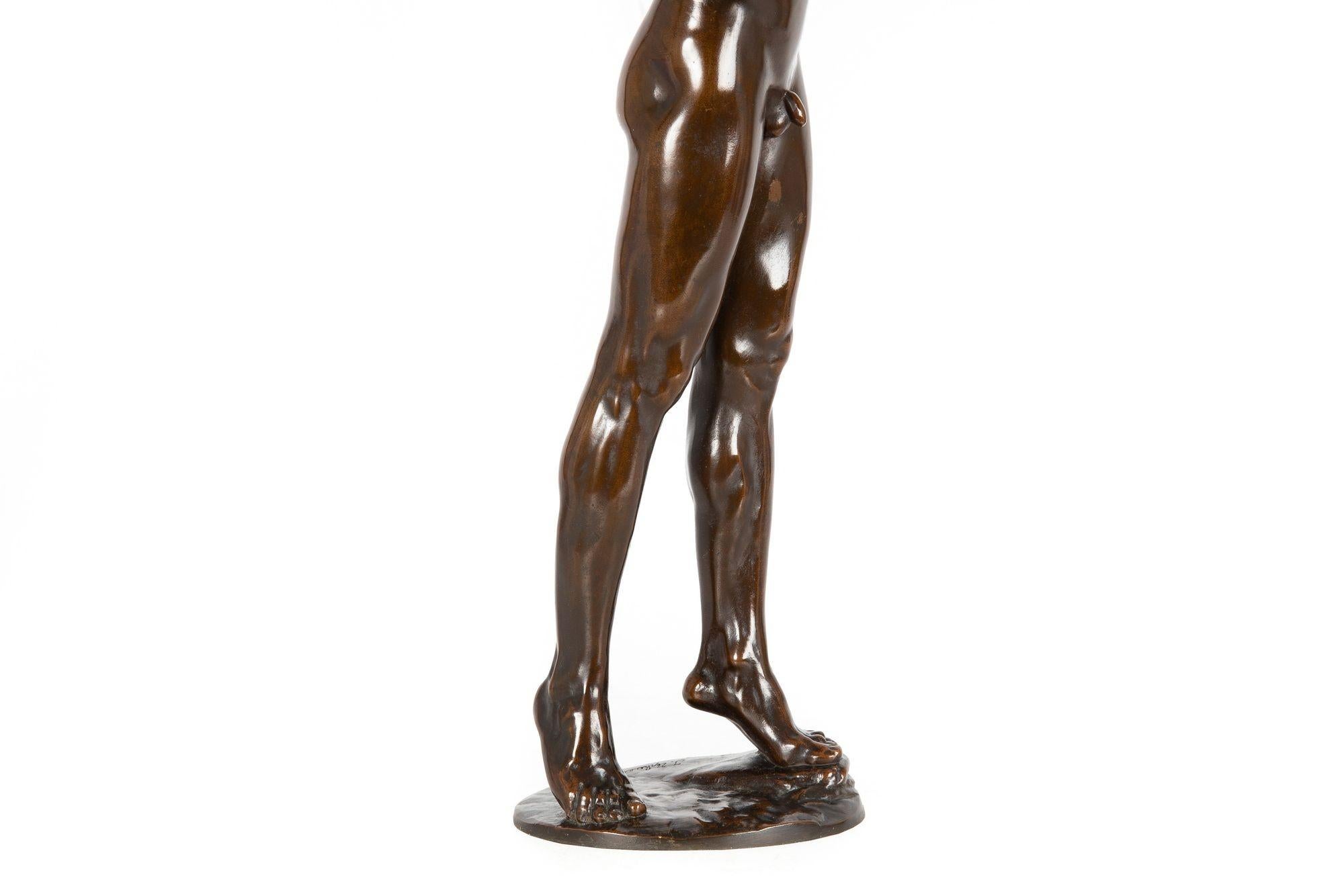 Sculpture allemande en bronze d'Hercule et d'oiseaux symétriques par Joseph Uphues en vente 8