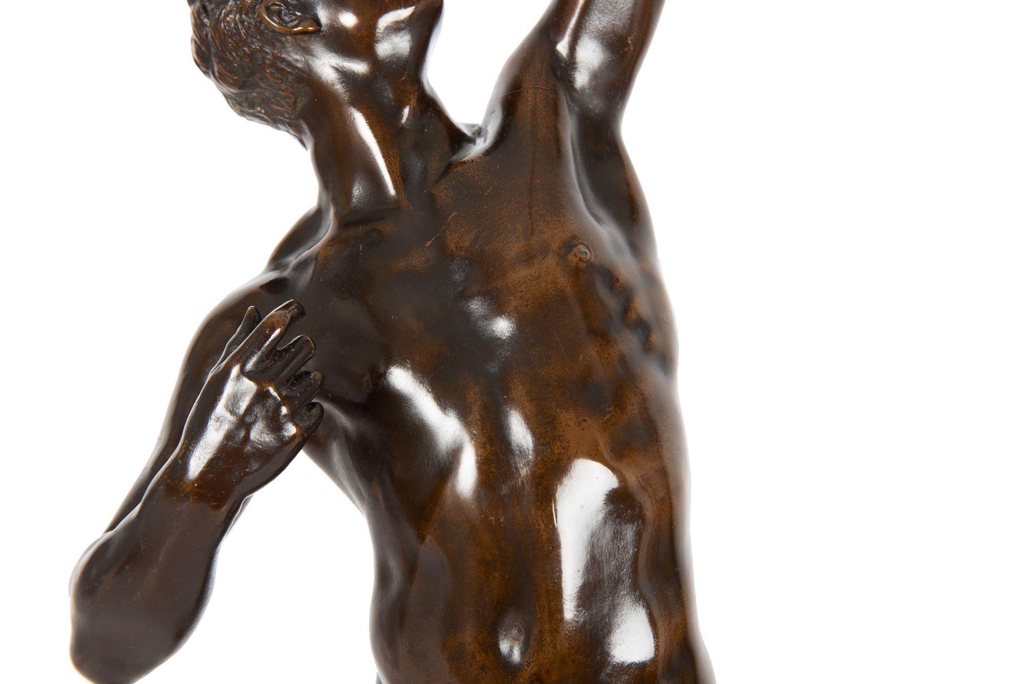 Sculpture allemande en bronze d'Hercule et d'oiseaux symétriques par Joseph Uphues en vente 10