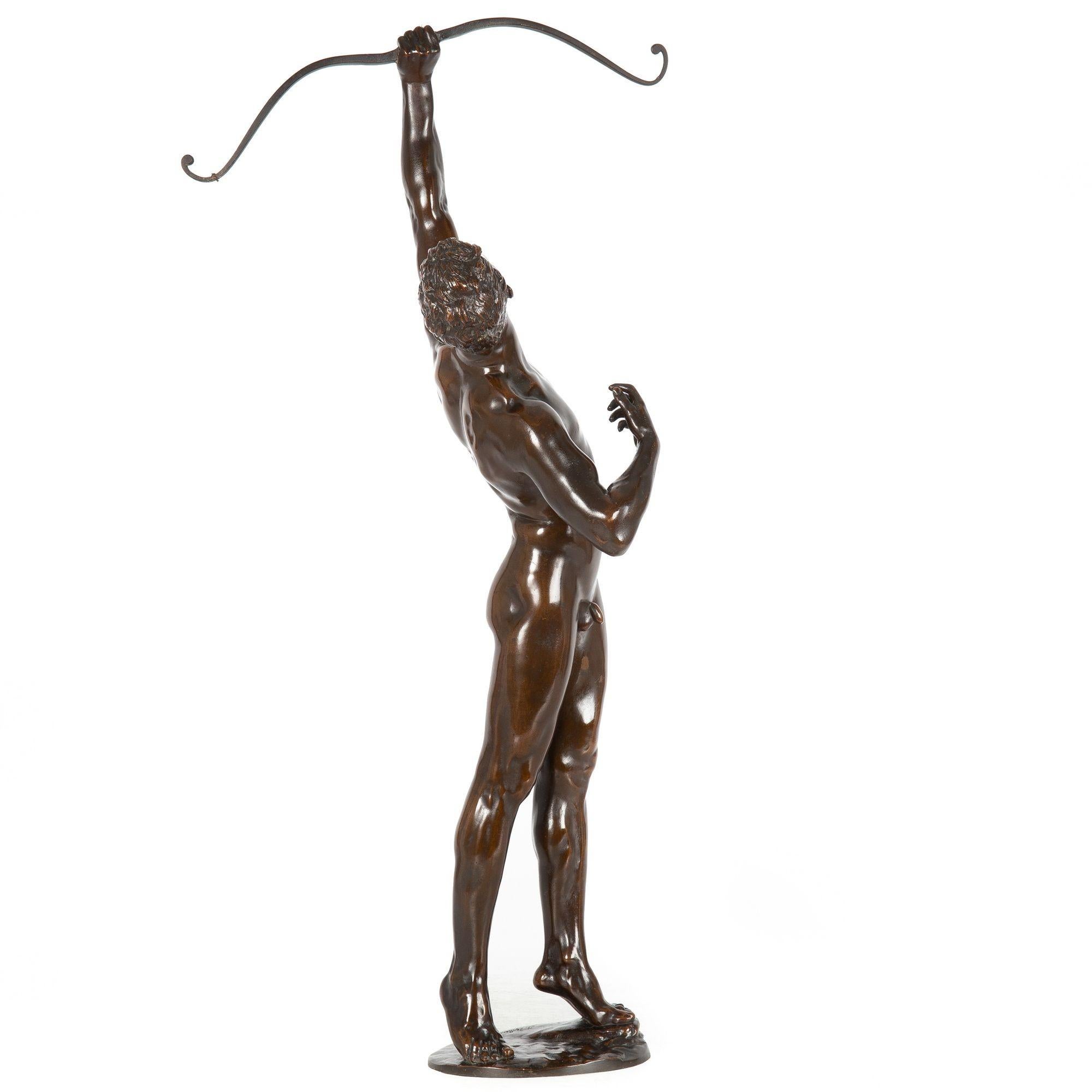 Sculpture allemande en bronze d'Hercule et d'oiseaux symétriques par Joseph Uphues Bon état - En vente à Shippensburg, PA