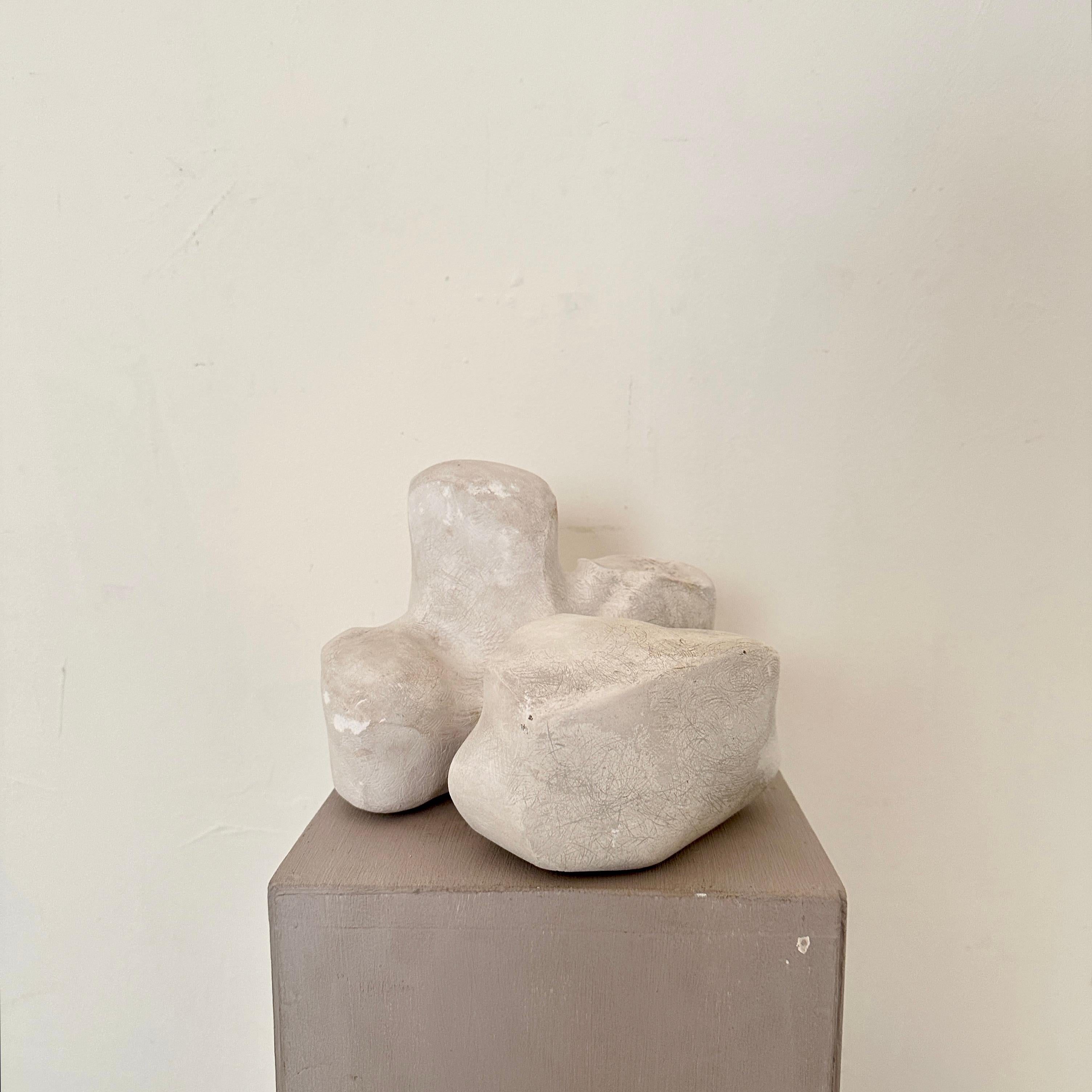 Brutalismo Scultura tedesca in gesso brutalista in 2 parti di Jens Schleede, 1970 in vendita