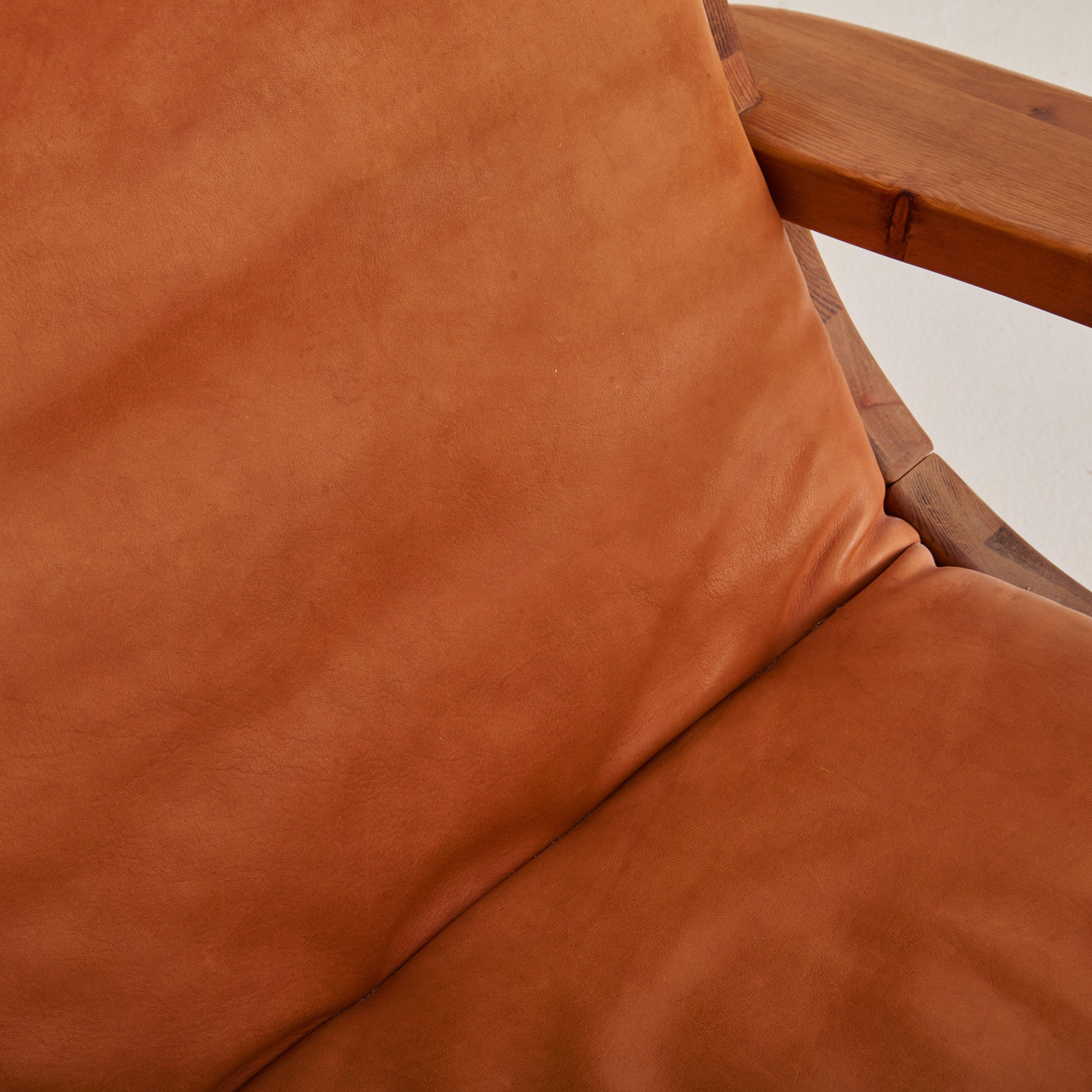 Fauteuil à bascule brutaliste allemand en pin et cuir cognac Attribué à Wasa Möbel en vente 1