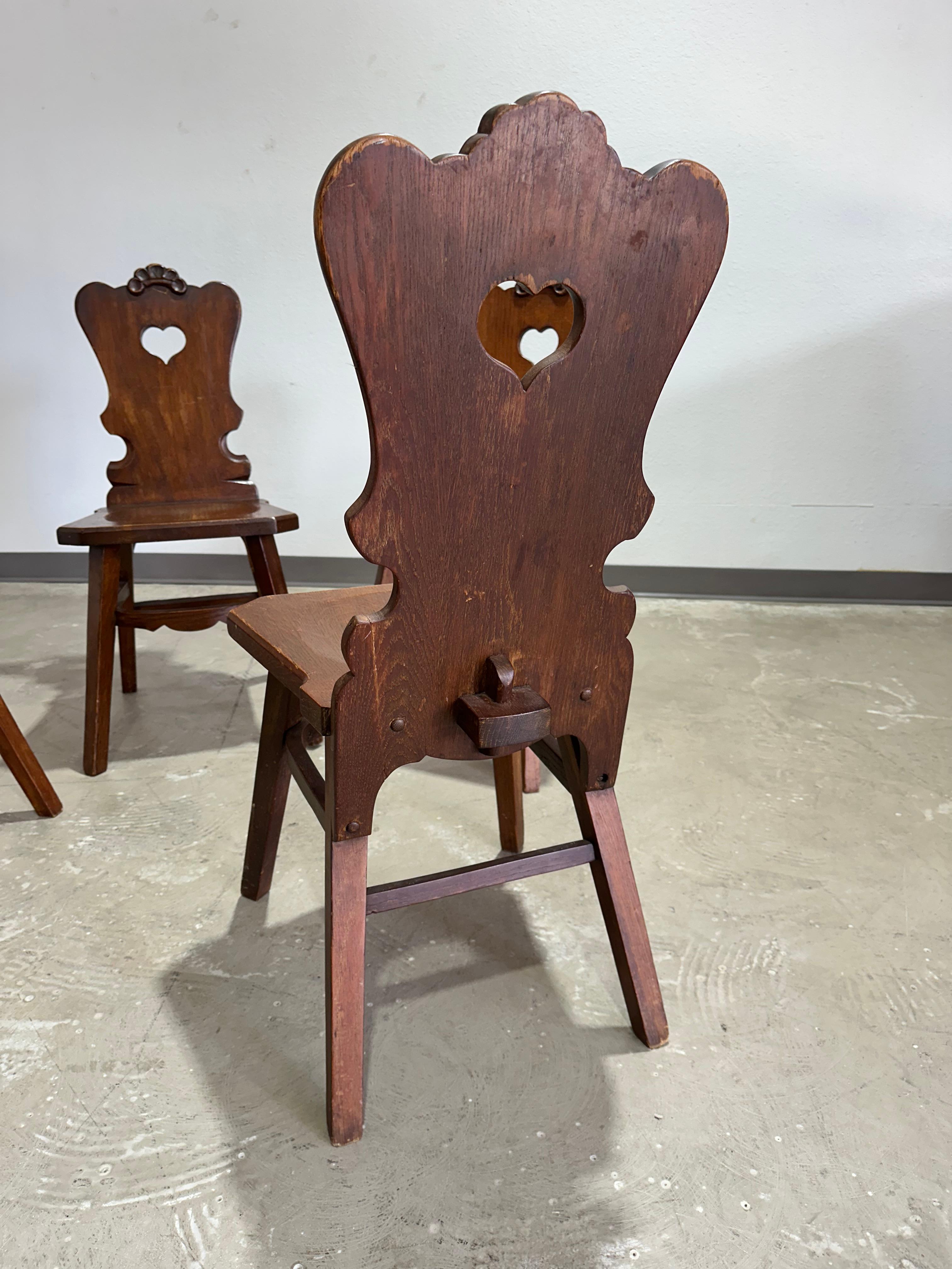 Sedie da pranzo tedesche in stile tirolese brutalista, set di 4 sedie in Oak in vendita 3