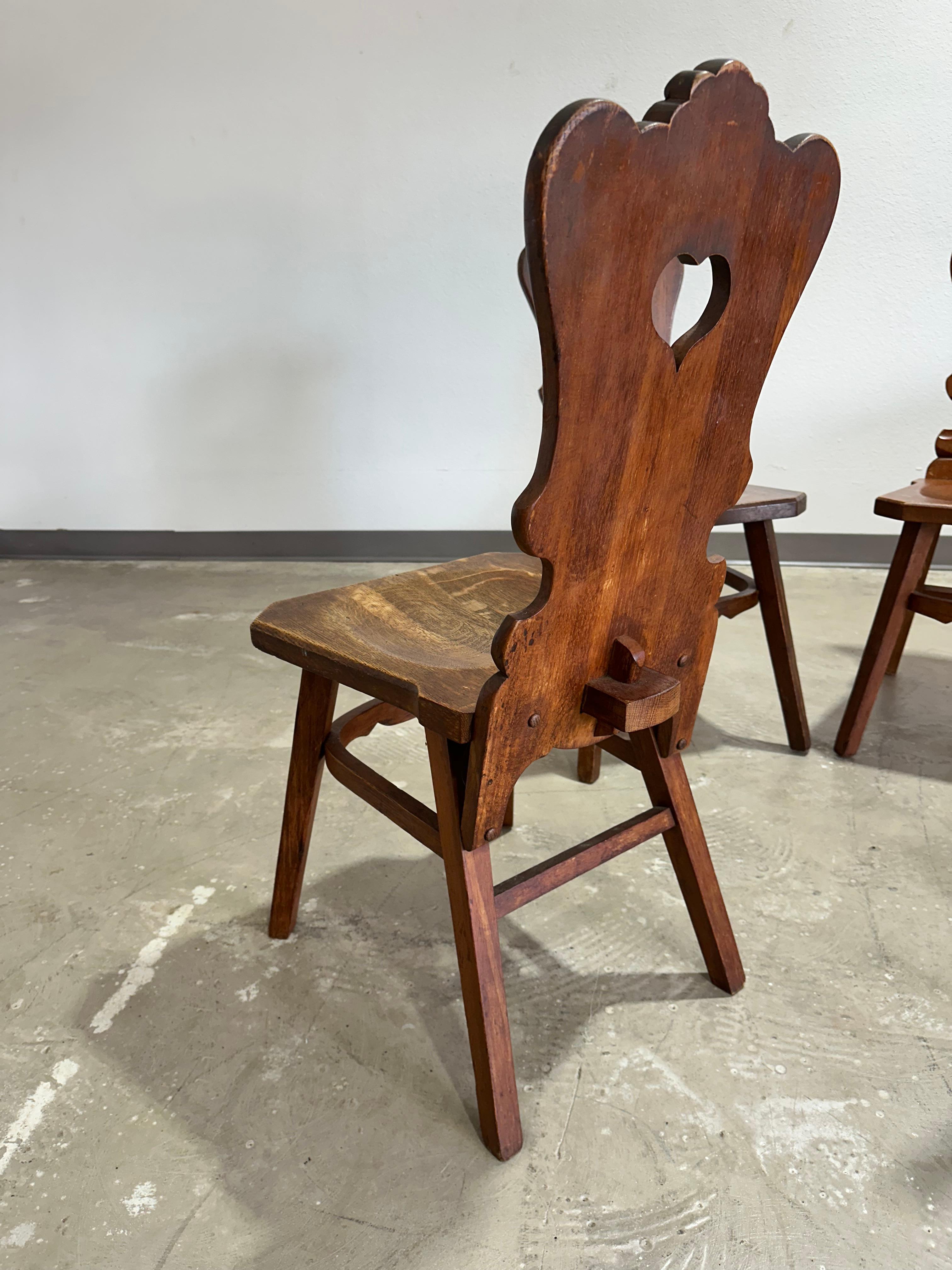 Sedie da pranzo tedesche in stile tirolese brutalista, set di 4 sedie in Oak in vendita 4