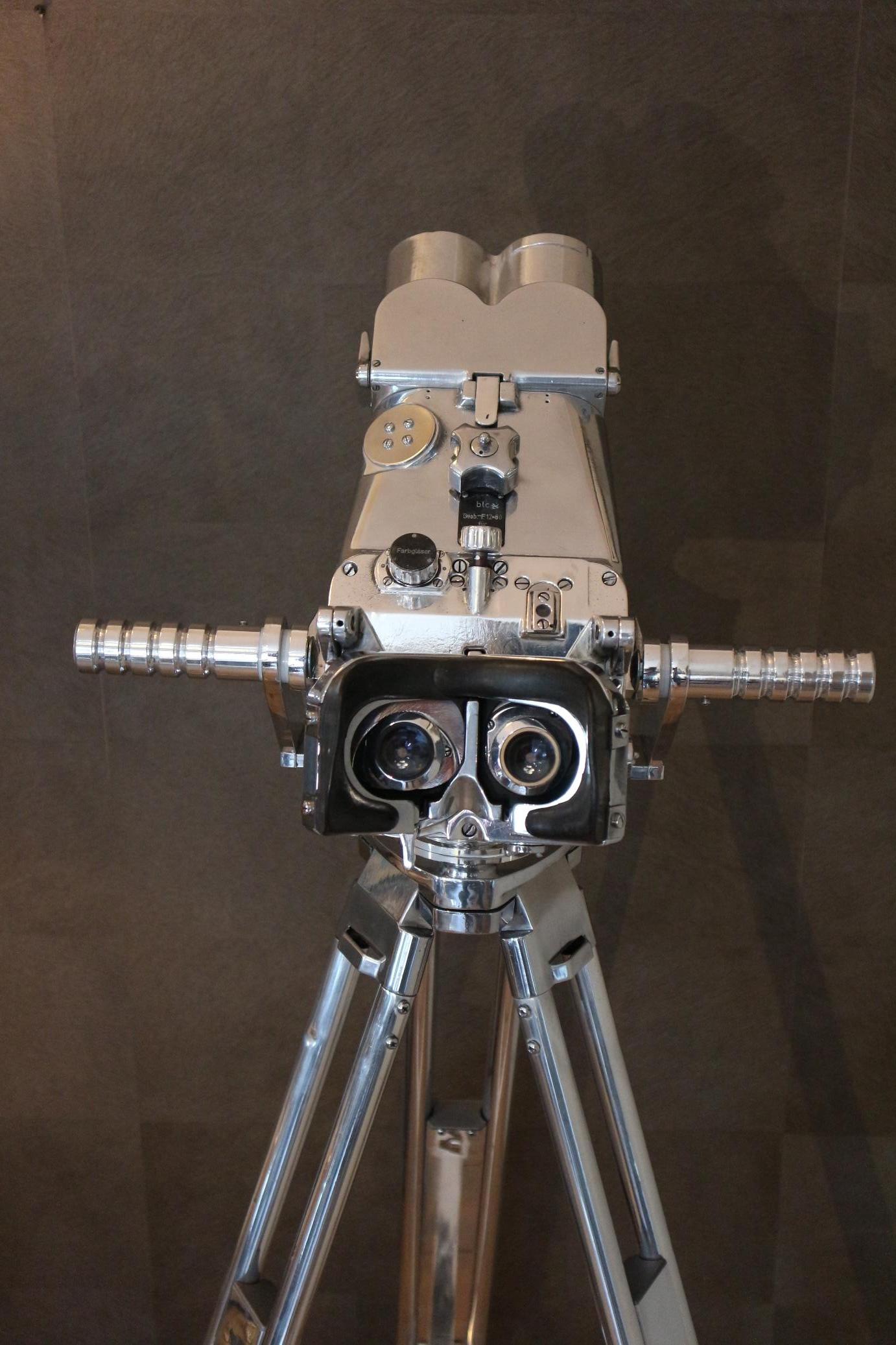 Mid-20th Century German Carl Zeiss WWII Binoculars, 1943-1945