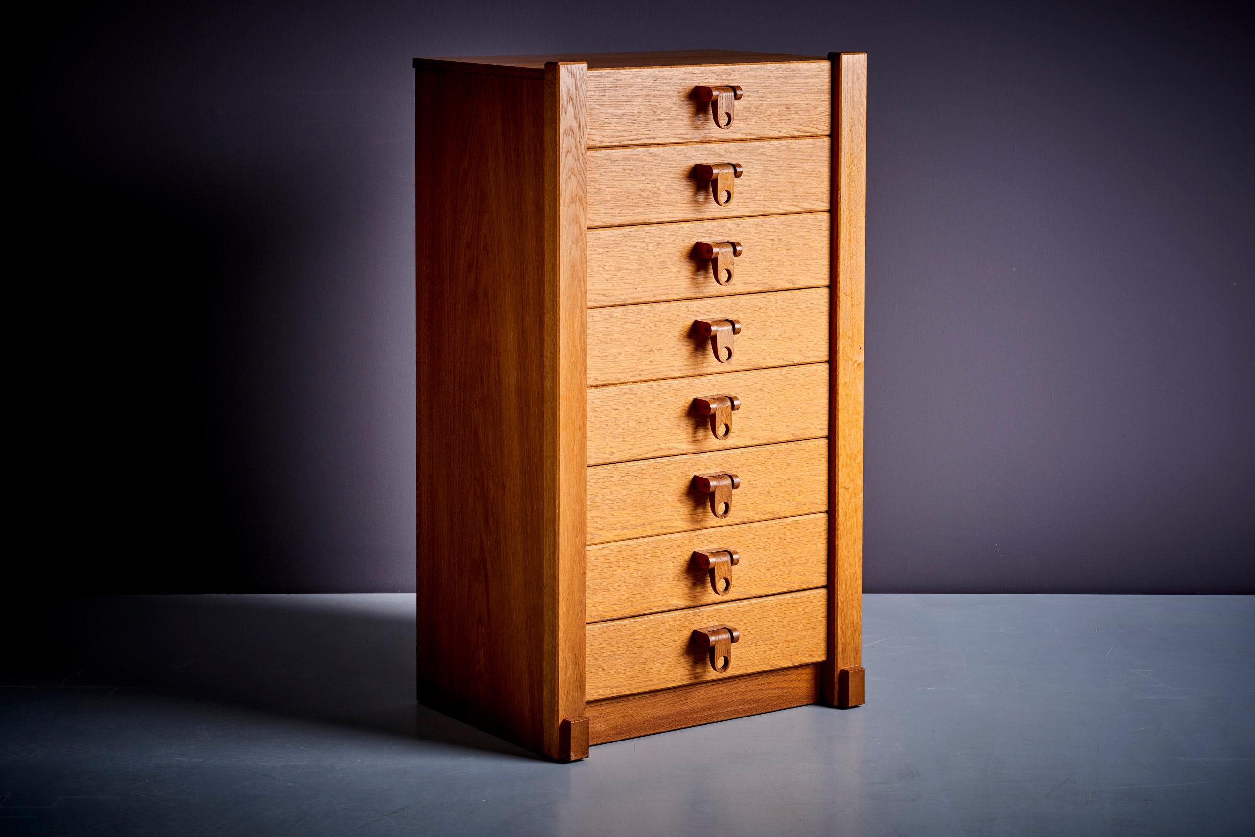 German carpenter Custom Tall chest of drawers in oak, 1970s For Sale 5