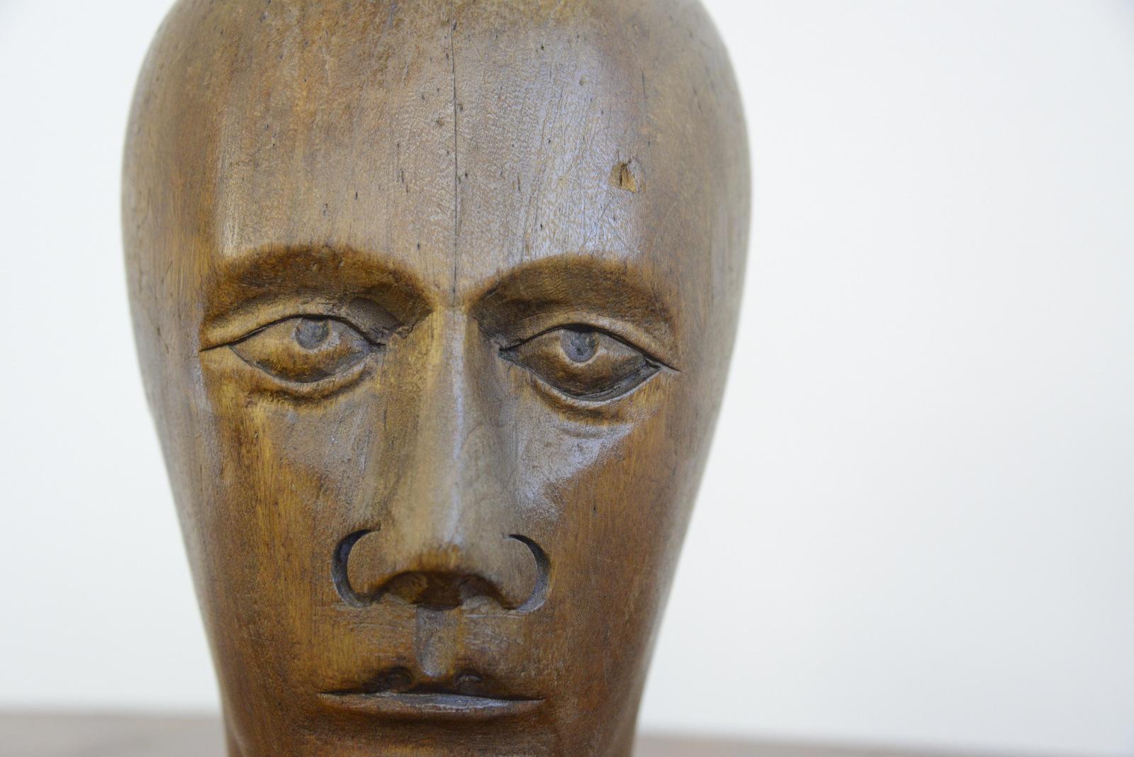 German Carved Wooden Milliners Head, circa 1910 In Good Condition In Gloucester, GB