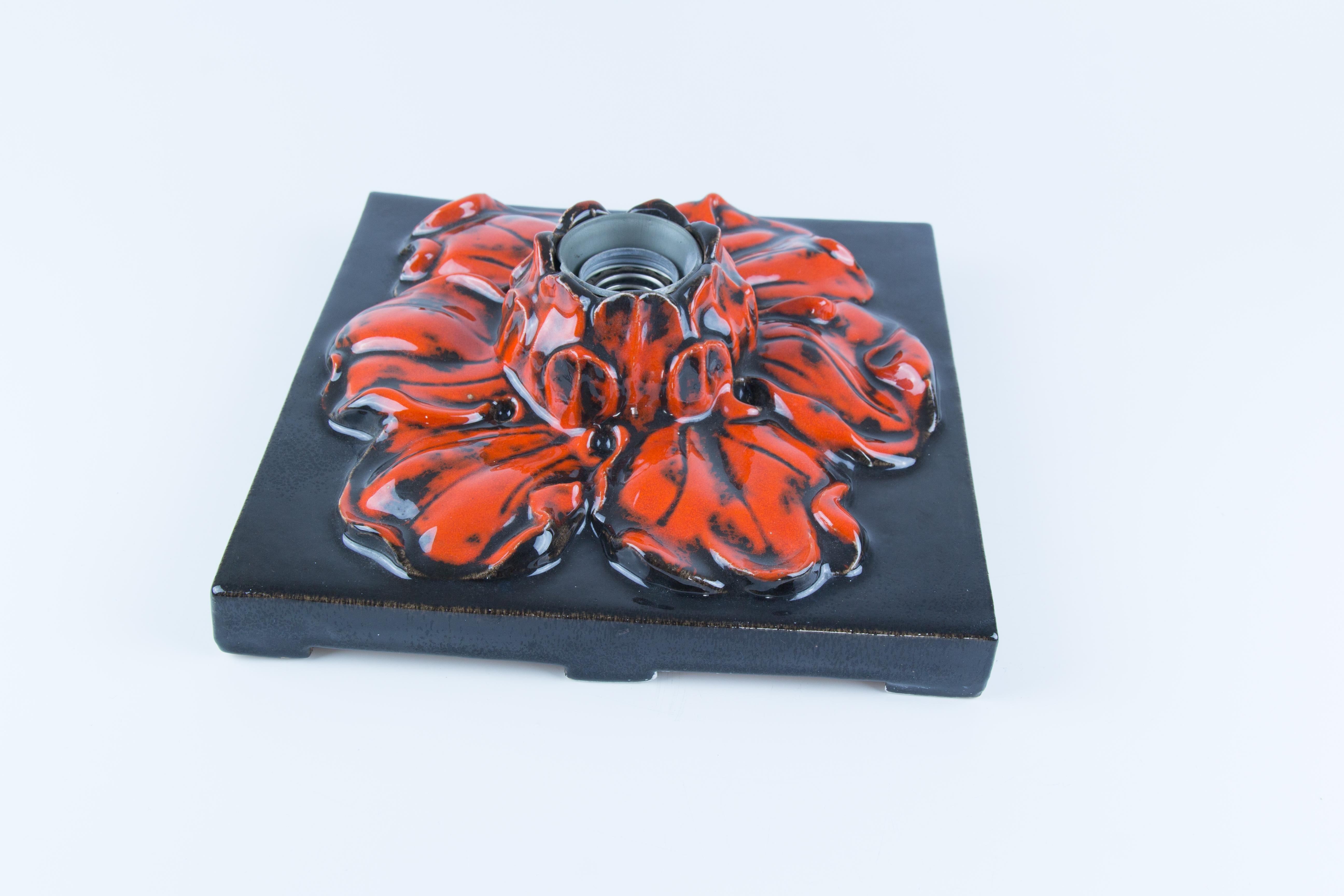 German Ceramic Red and Black Flower Shaped Square Wall or Ceiling Lamp, 1960s For Sale 8