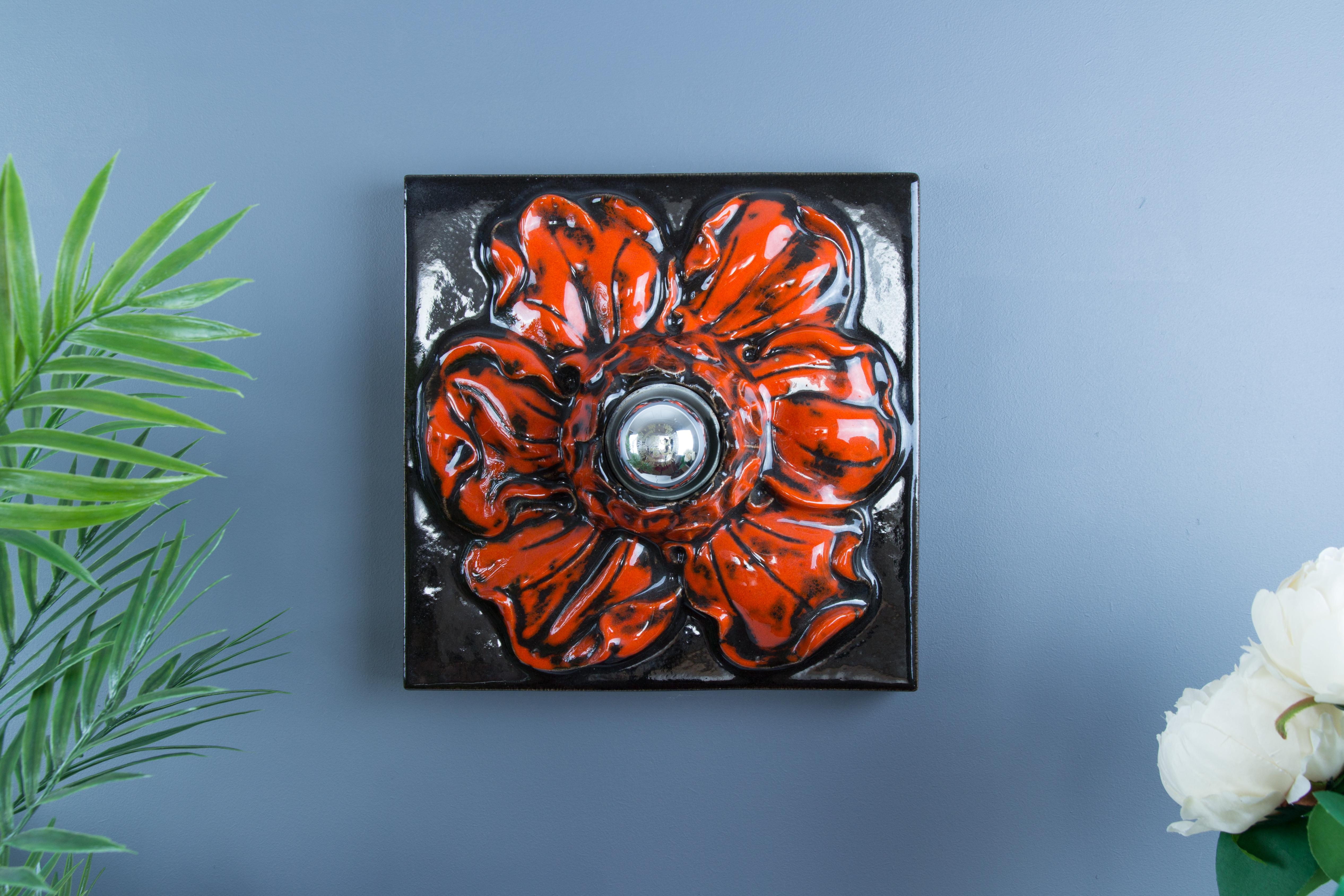 German Ceramic Red and Black Flower Shaped Square Wall or Ceiling Lamp, 1960s For Sale 14